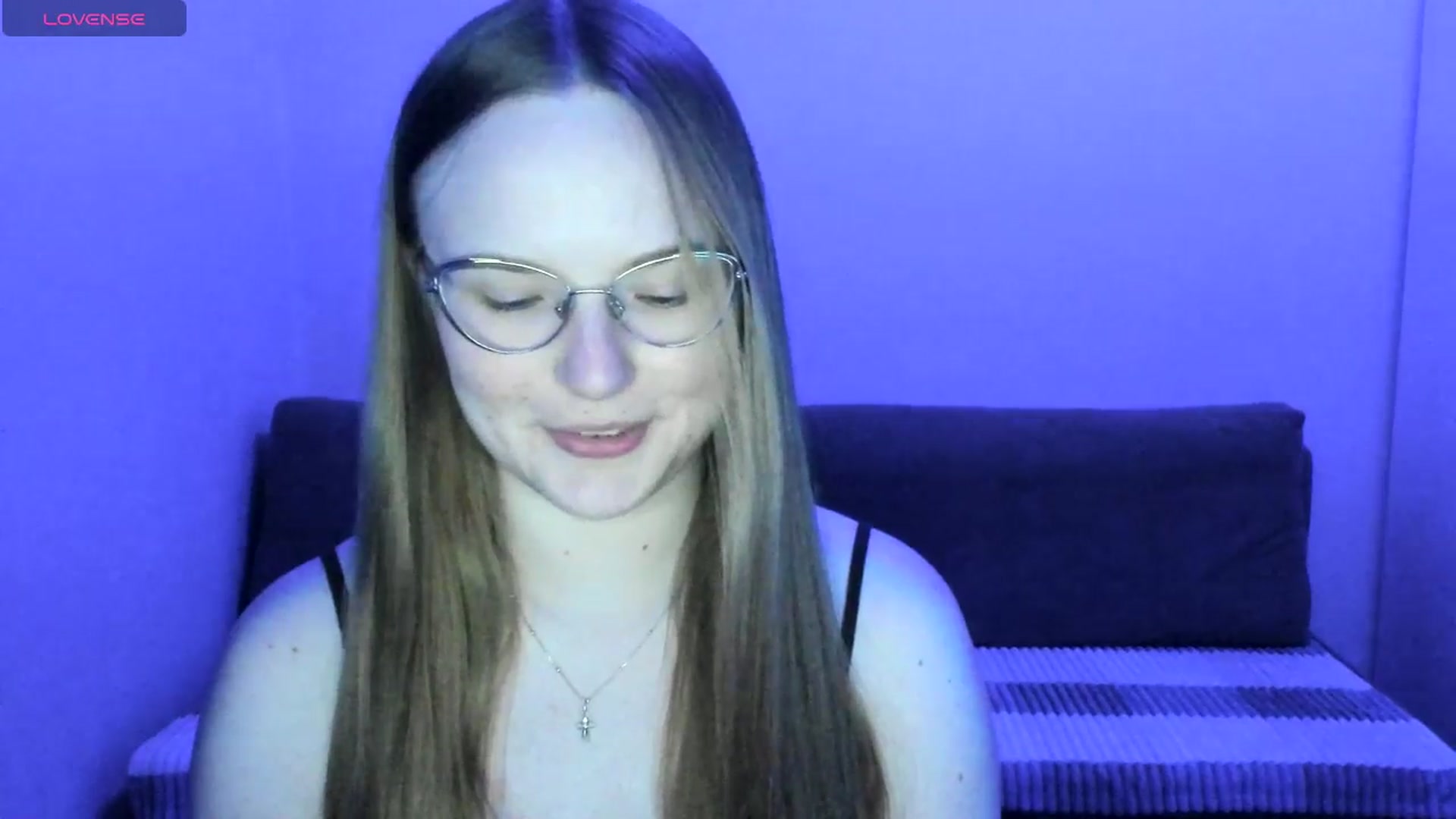 Gallery image thumbnail from Shy_Melany's myfreecams stream on, 06/27/2025, 17:01 image 10 of 20