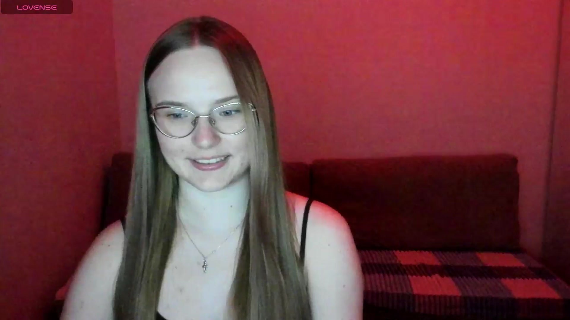 Gallery image thumbnail from Shy_Melany's myfreecams stream on, 06/27/2025, 19:54 image 18 of 20