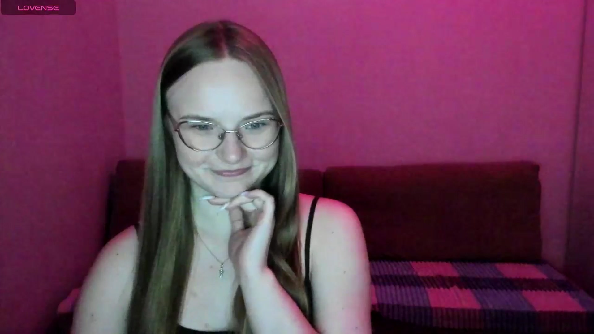 Gallery image thumbnail from Shy_Melany's myfreecams stream on, 06/27/2025, 19:54 image 11 of 20