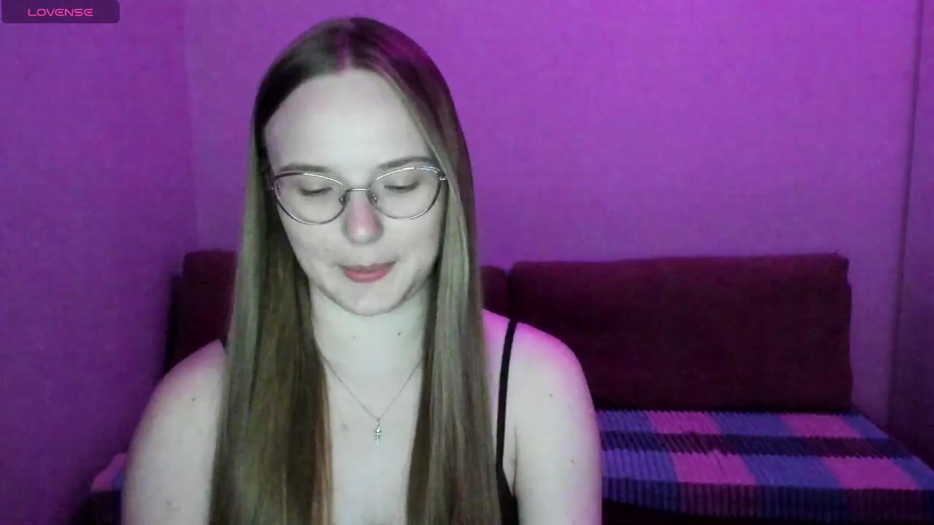 Gallery image thumbnail from Shy_Melany's myfreecams stream on, 06/27/2025, 19:54 image 2 of 20