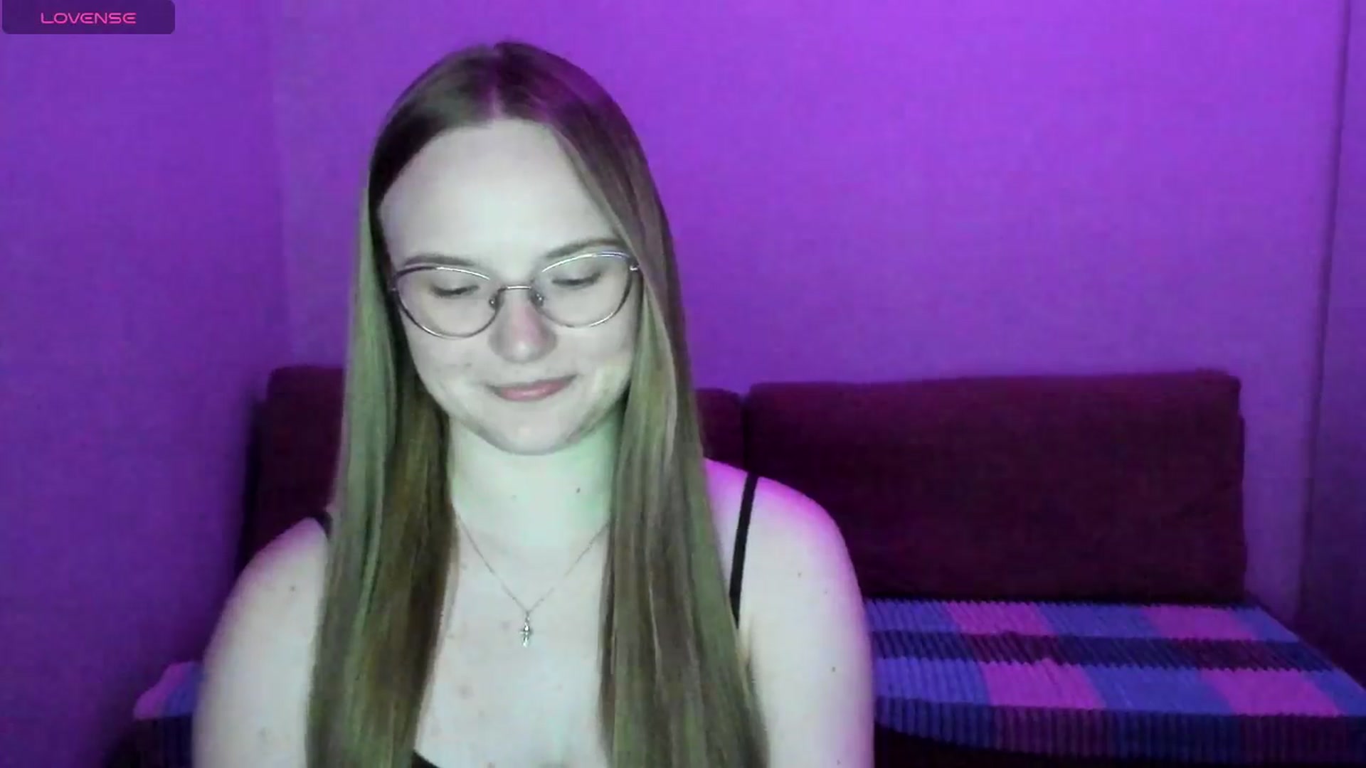 Gallery image thumbnail from Shy_Melany's myfreecams stream on, 06/27/2025, 19:54 image 14 of 20