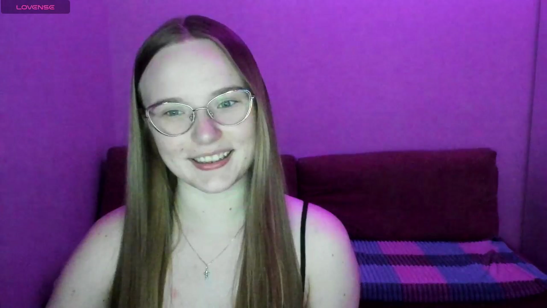Gallery image thumbnail from Shy_Melany's myfreecams stream on, 06/27/2025, 22:47 image 14 of 20