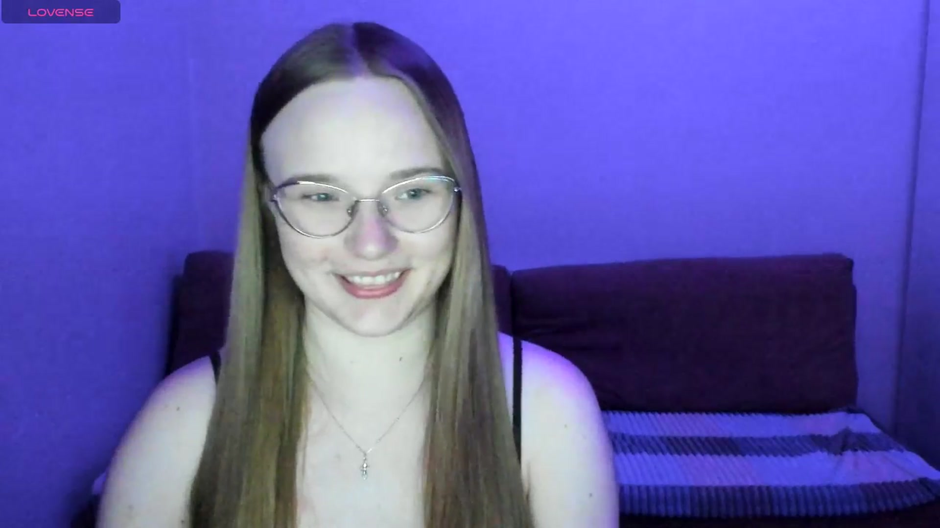 Gallery image thumbnail from Shy_Melany's myfreecams stream on, 06/27/2025, 22:47 image 7 of 20