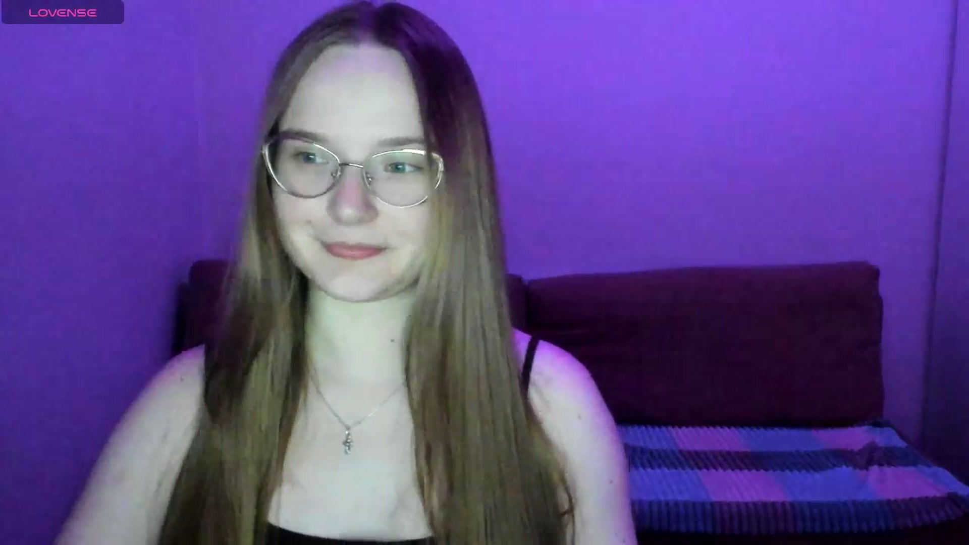 Gallery image thumbnail from Shy_Melany's myfreecams stream on, 06/28/2025, 24:58 image 4 of 20