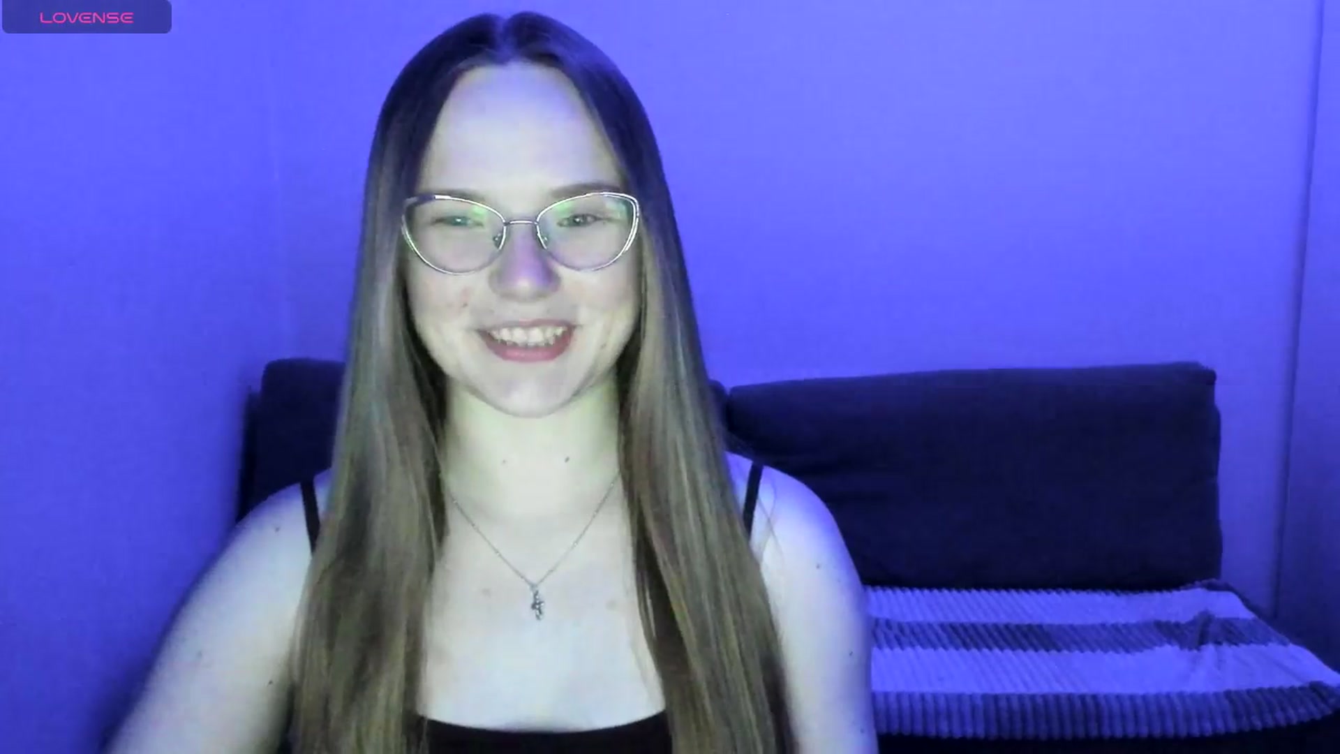 Gallery image thumbnail from Shy_Melany's myfreecams stream on, 06/28/2025, 24:58 image 9 of 20