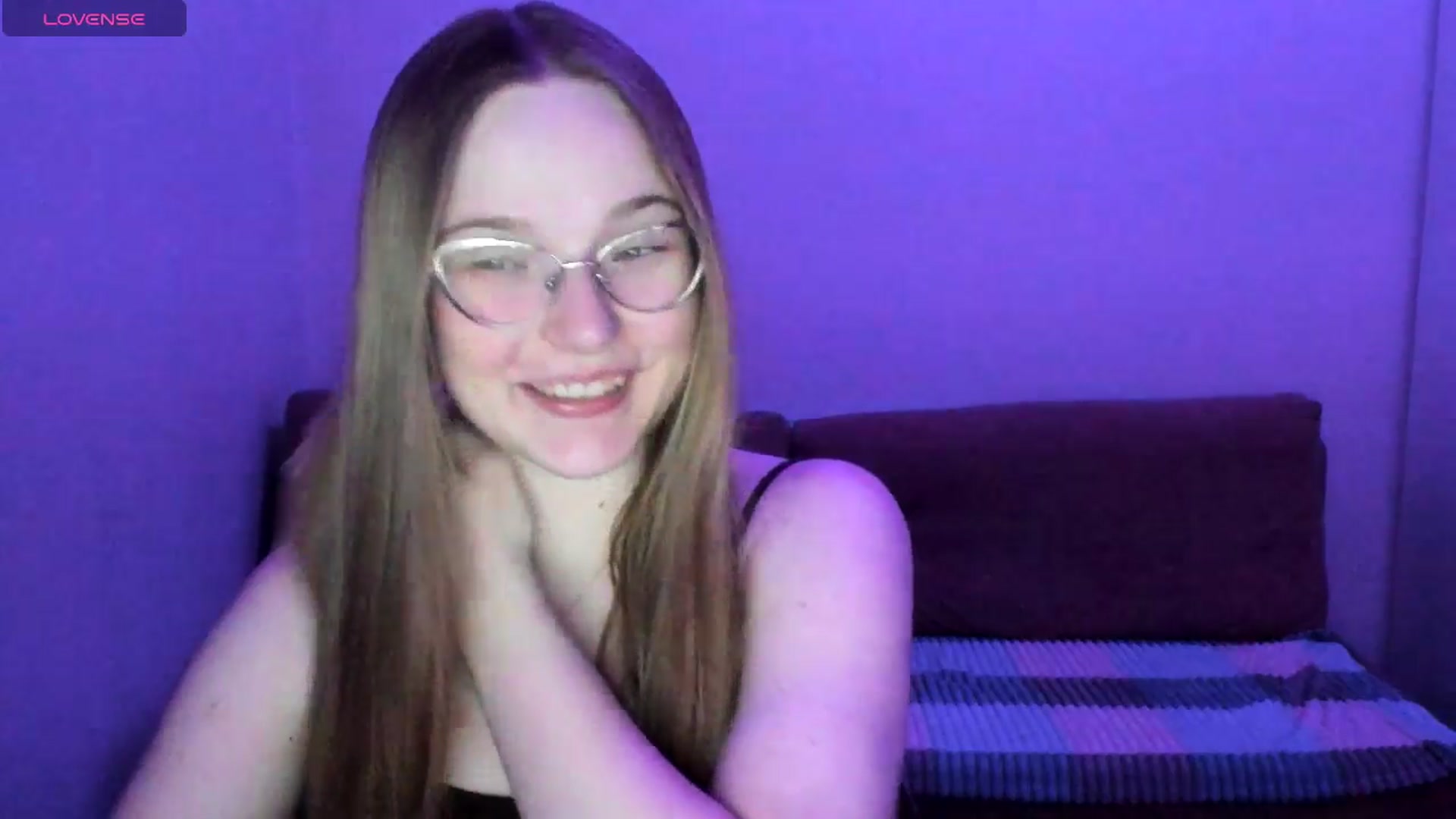 Gallery image thumbnail from Shy_Melany's myfreecams stream on, 06/28/2025, 24:58 image 5 of 20