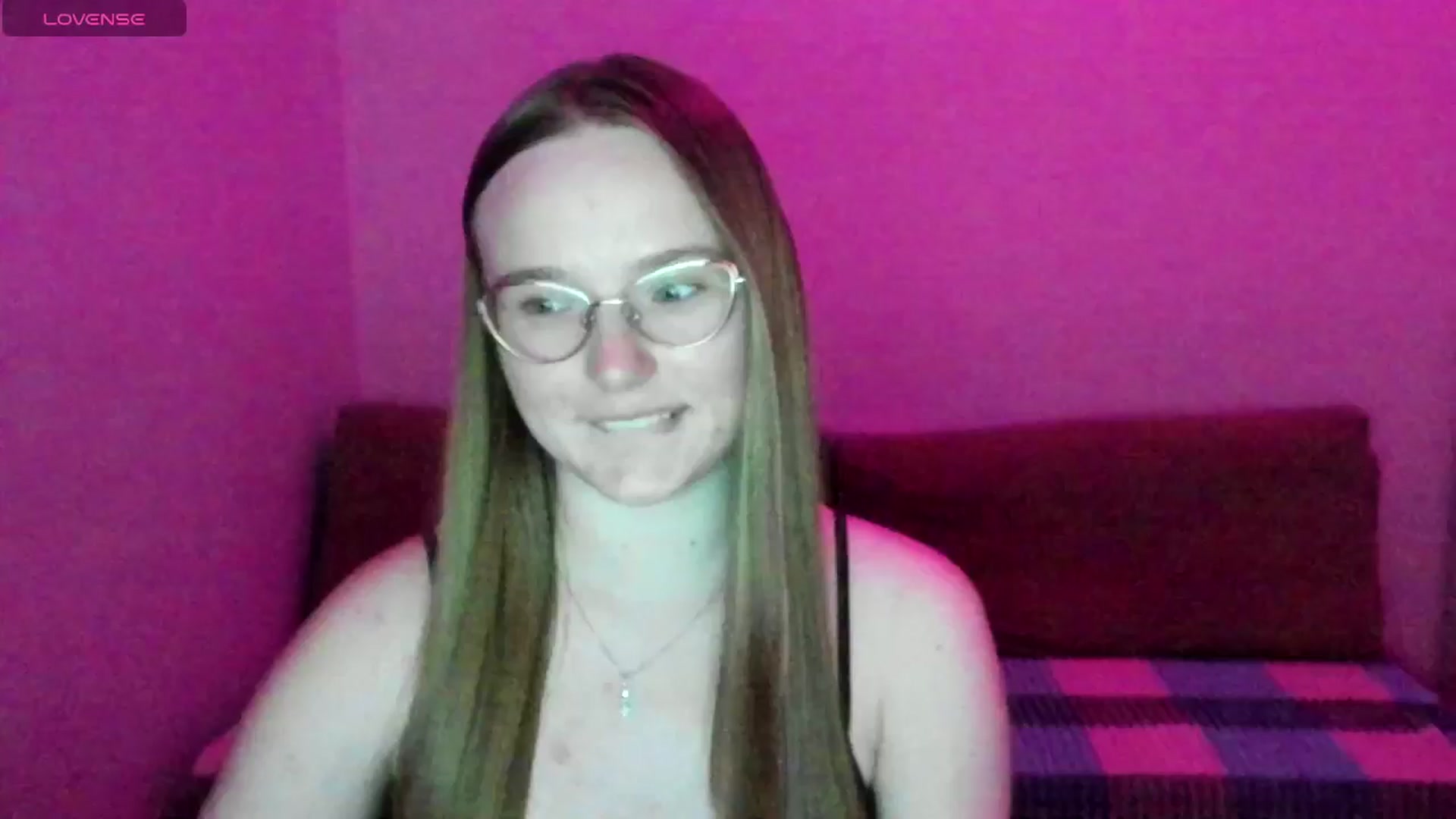 Gallery image thumbnail from Shy_Melany's myfreecams stream on, 06/28/2025, 22:16 image 2 of 20