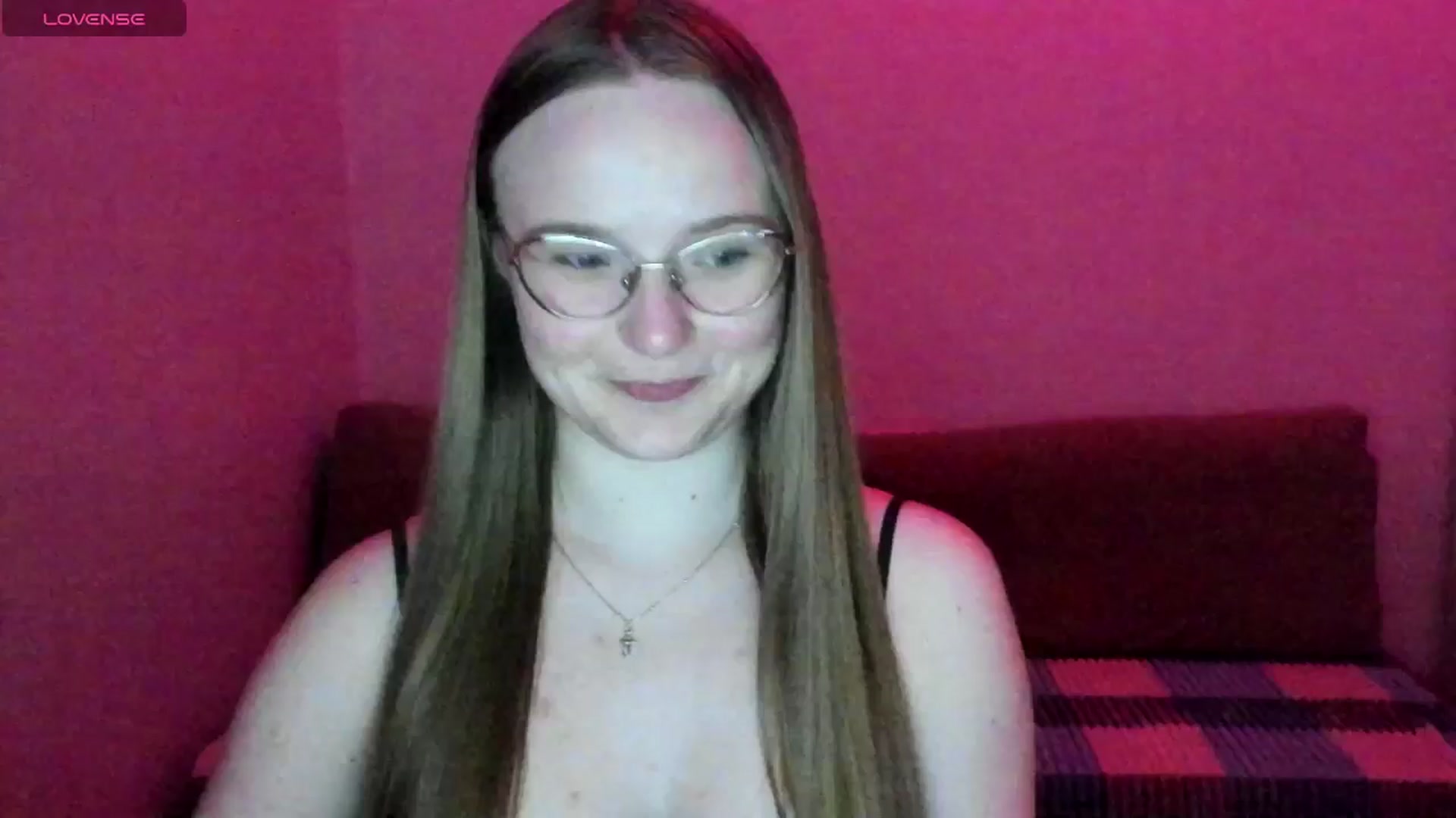 Gallery image thumbnail from Shy_Melany's myfreecams stream on, 06/28/2025, 22:16 image 10 of 20