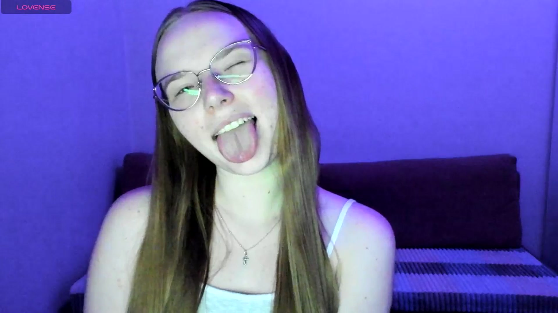 Gallery image thumbnail from Shy_Melany's myfreecams stream on, 06/29/2025, 21:53 image 12 of 20