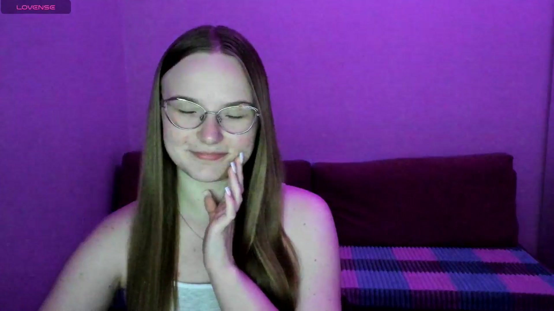 Gallery image thumbnail from Shy_Melany's myfreecams stream on, 06/29/2025, 22:32 image 7 of 20