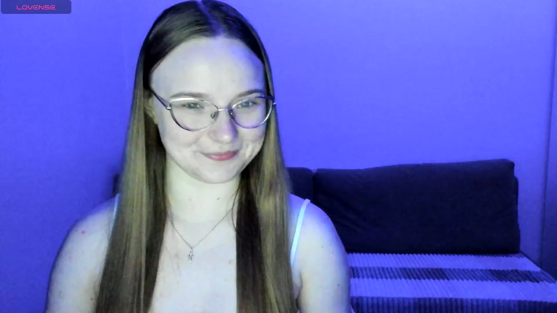 Gallery image thumbnail from Shy_Melany's myfreecams stream on, 06/30/2025, 20:01 image 15 of 20