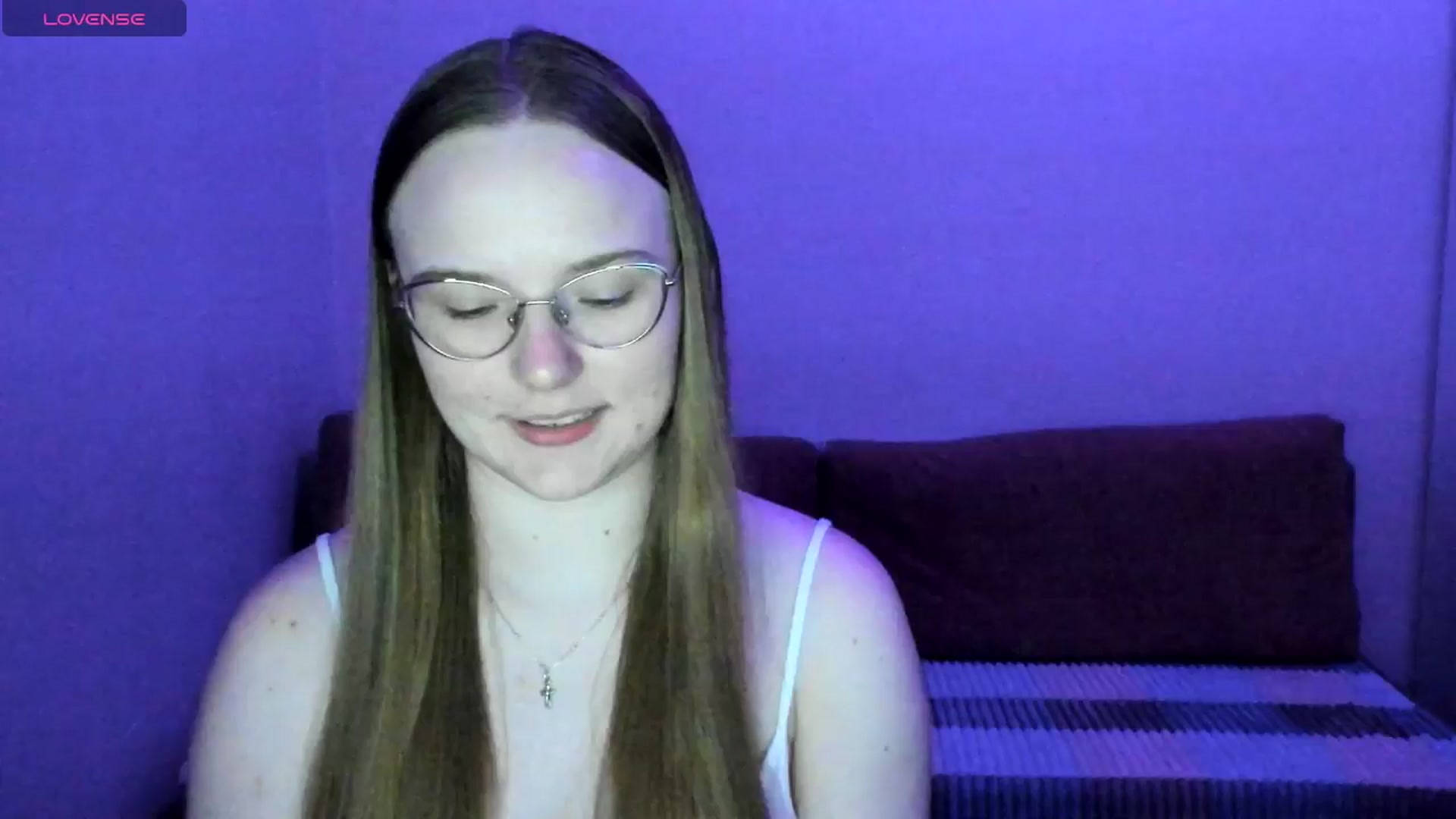 Gallery image thumbnail from Shy_Melany's myfreecams stream on, 06/30/2025, 20:01 image 6 of 20