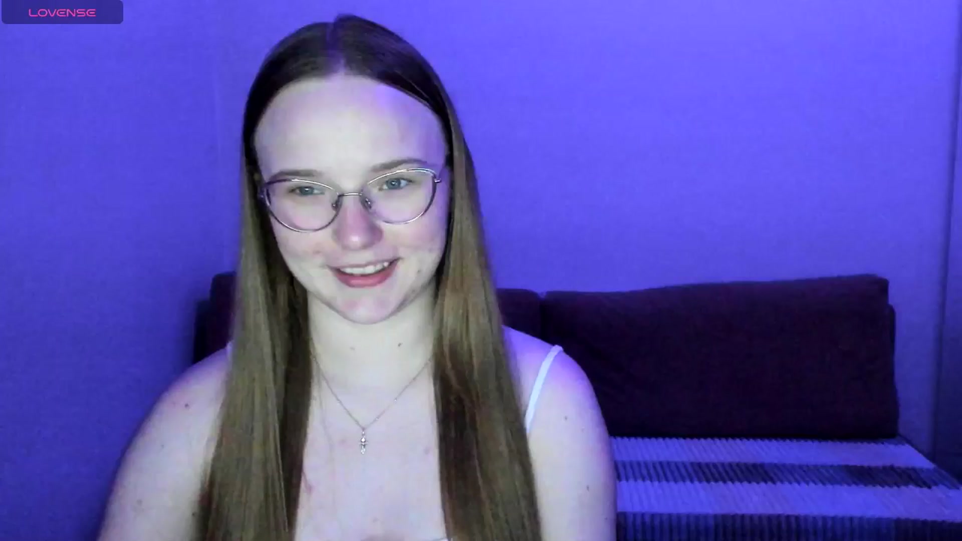 Gallery image thumbnail from Shy_Melany's myfreecams stream on, 06/30/2025, 20:01 image 19 of 20
