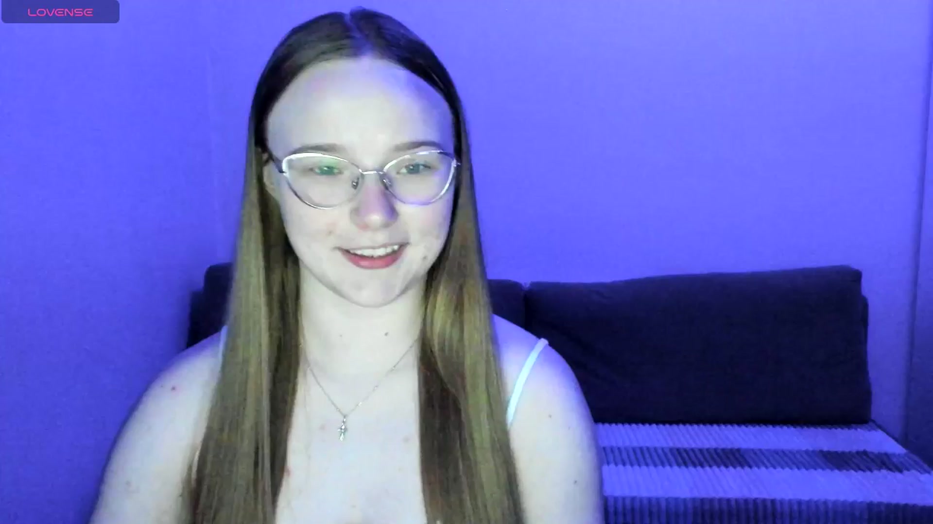 Gallery image thumbnail from Shy_Melany's myfreecams stream on, 06/30/2025, 20:01 image 18 of 20