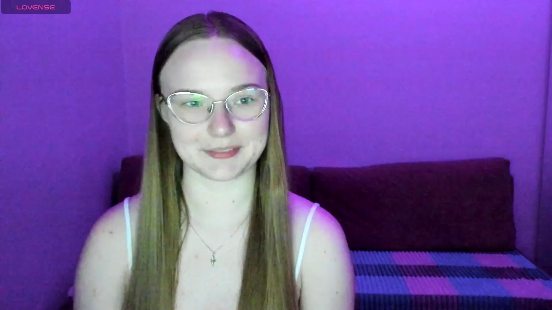 Gallery image thumbnail from Shy_Melany's myfreecams stream on, 06/30/2025, 20:01 image 1 of 20
