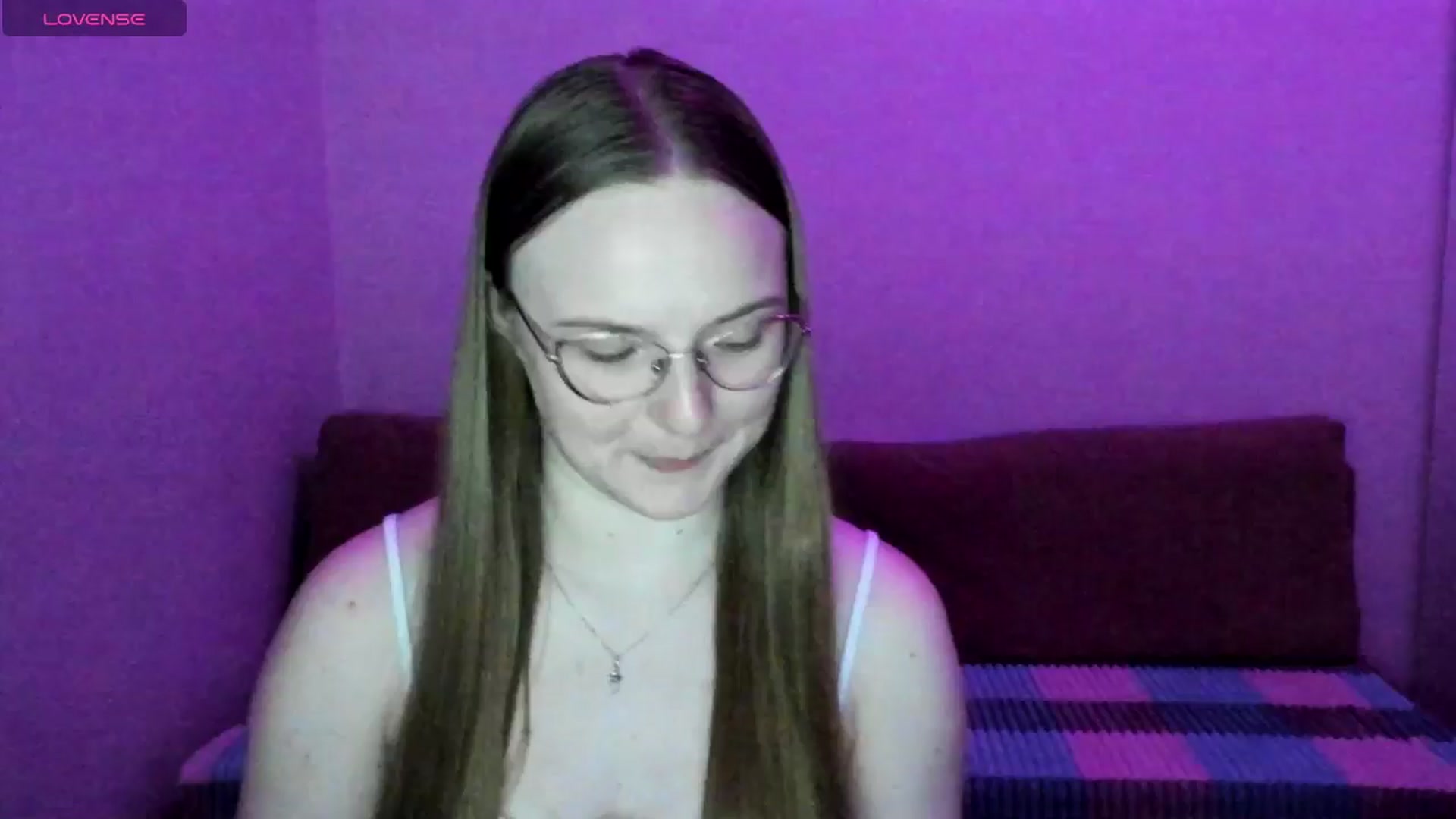 Gallery image thumbnail from Shy_Melany's myfreecams stream on, 06/30/2025, 20:01 image 3 of 20