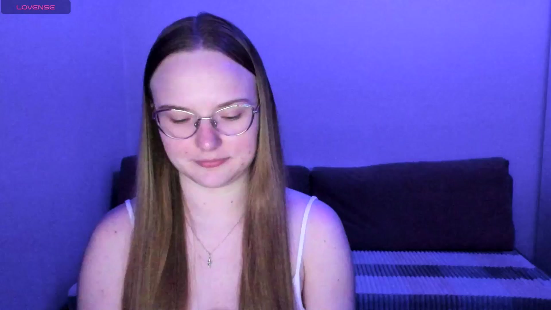 Gallery image thumbnail from Shy_Melany's myfreecams stream on, 06/30/2025, 20:01 image 8 of 20