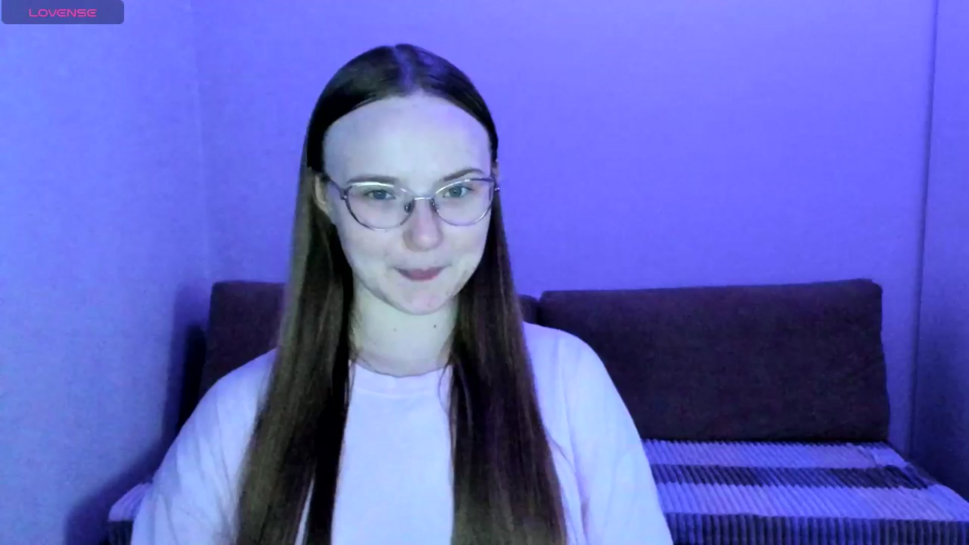Gallery image thumbnail from Shy_Melany's myfreecams stream on, 07/10/2025, 17:12 image 6 of 20