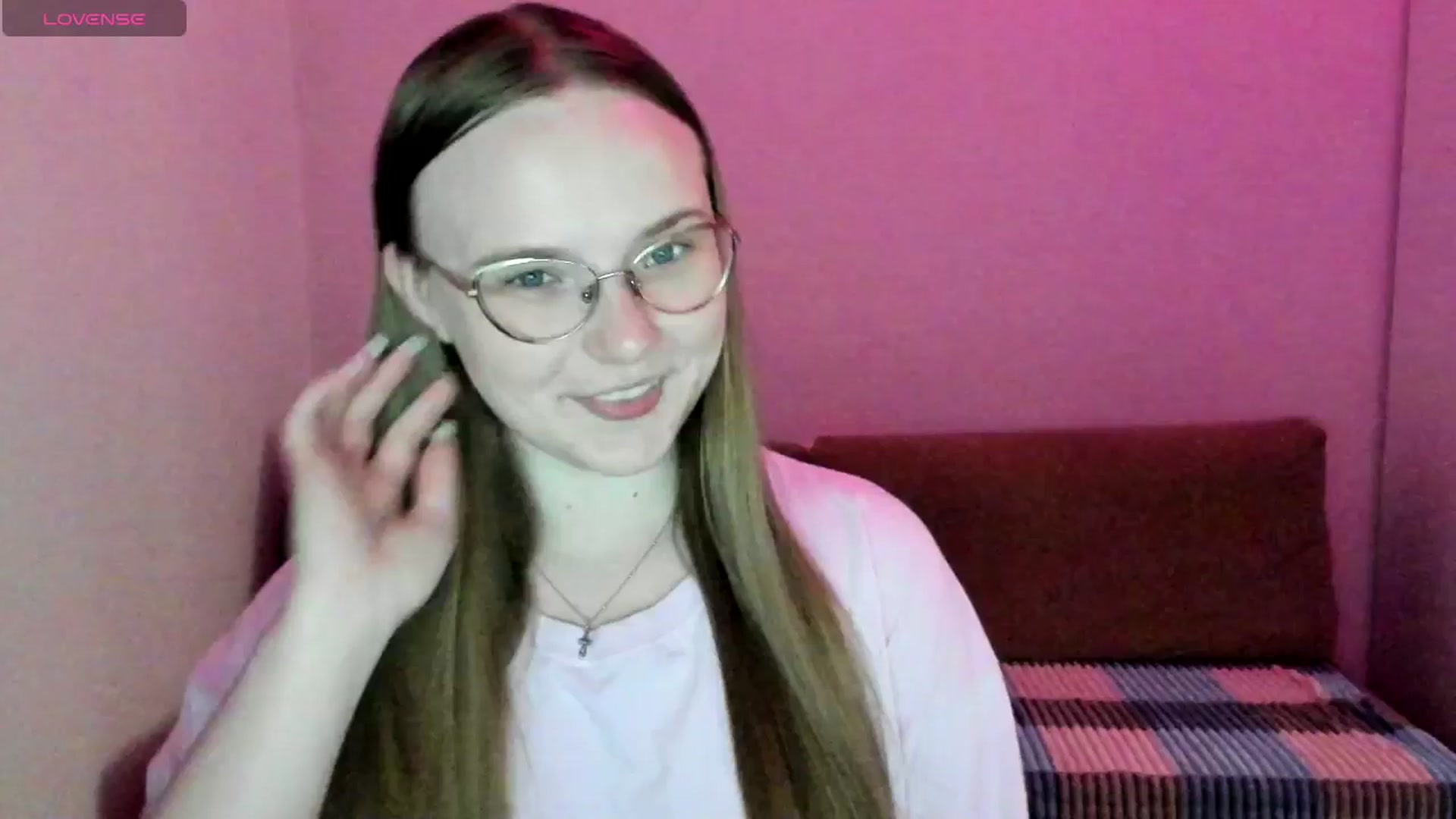 Gallery image thumbnail from Shy_Melany's myfreecams stream on, 07/10/2025, 17:12 image 13 of 20