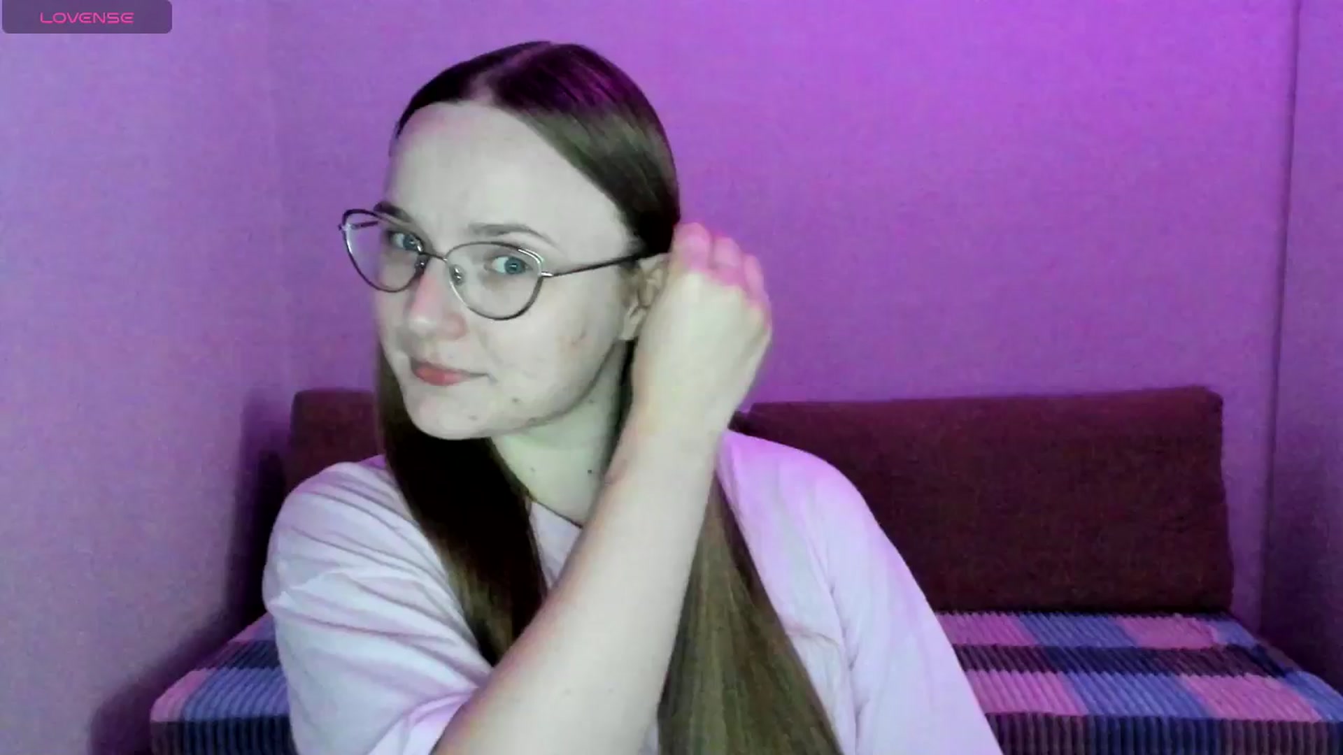 Gallery image thumbnail from Shy_Melany's myfreecams stream on, 07/10/2025, 17:12 image 2 of 20