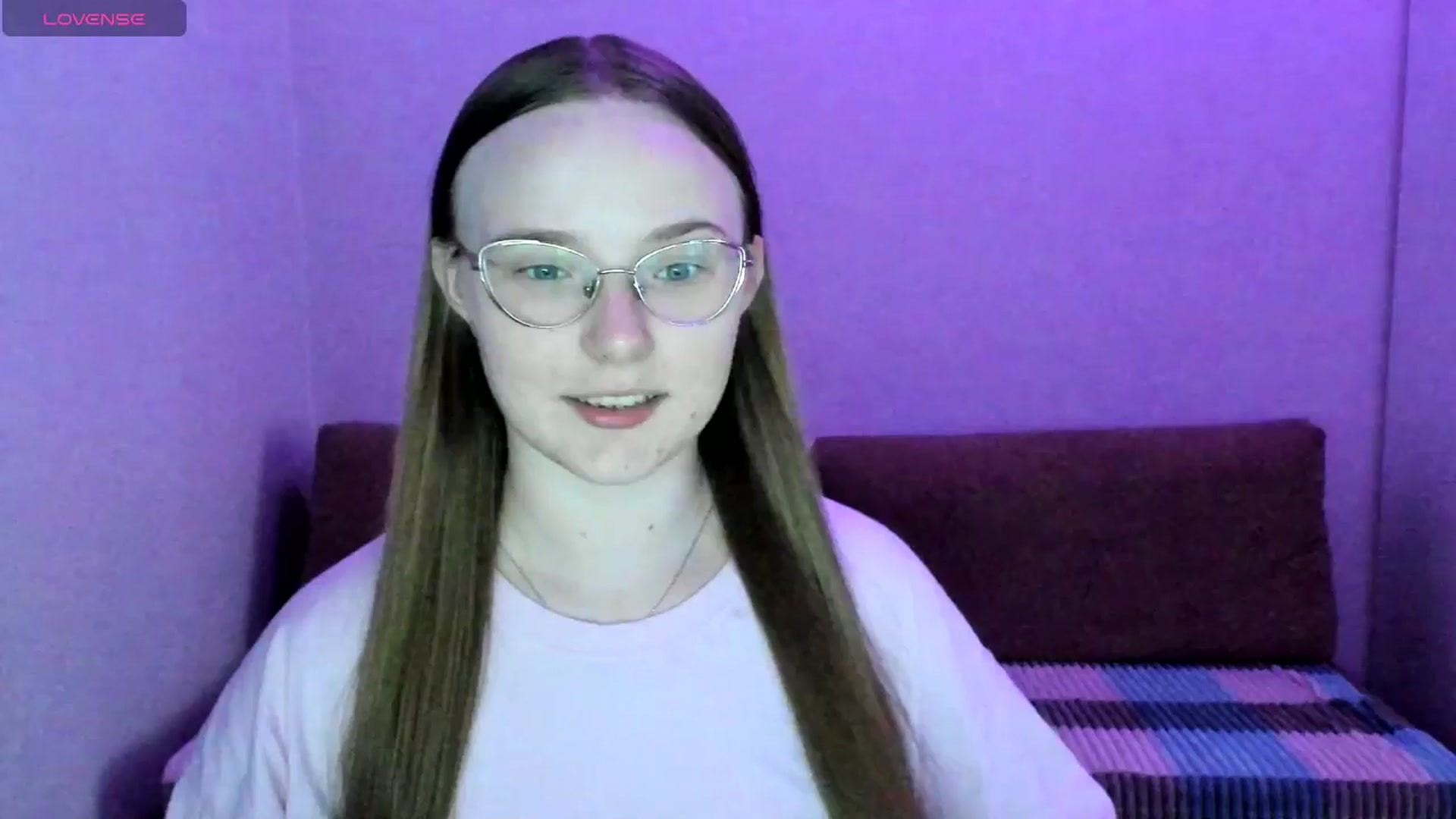 Gallery image thumbnail from Shy_Melany's myfreecams stream on, 07/10/2025, 17:12 image 3 of 20