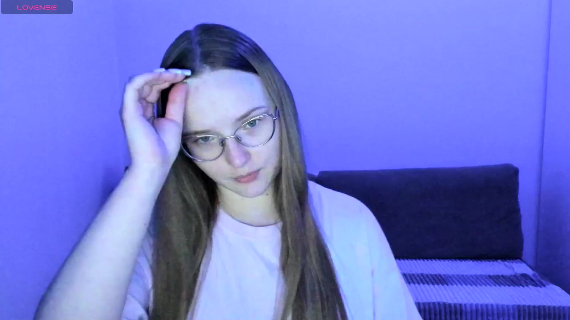 Gallery image thumbnail from Shy_Melany's myfreecams stream on, 07/10/2025, 17:12 image 1 of 20