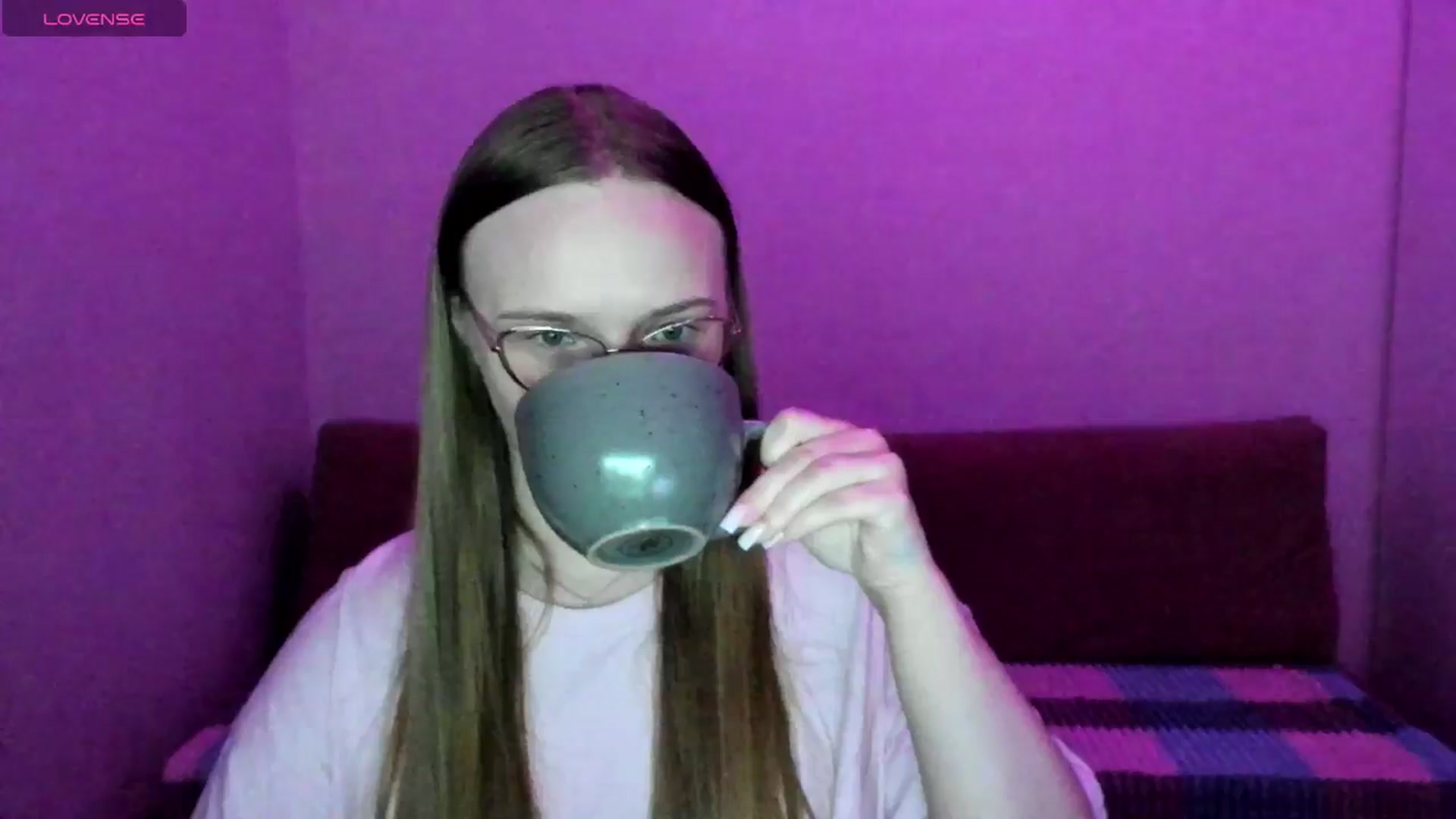 Gallery image thumbnail from Shy_Melany's myfreecams stream on, 07/10/2025, 20:16 image 16 of 20