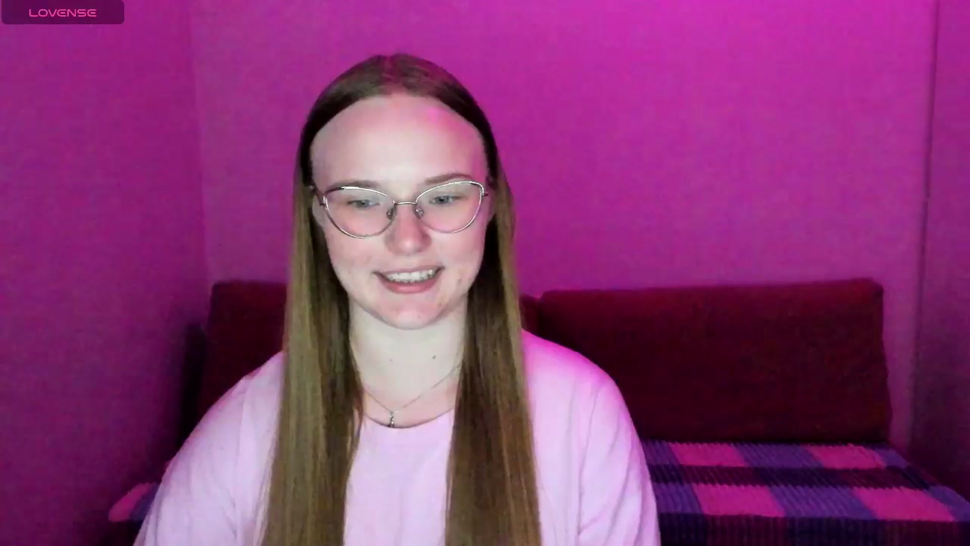 Gallery image thumbnail from Shy_Melany's myfreecams stream on, 07/10/2025, 20:16 image 18 of 20
