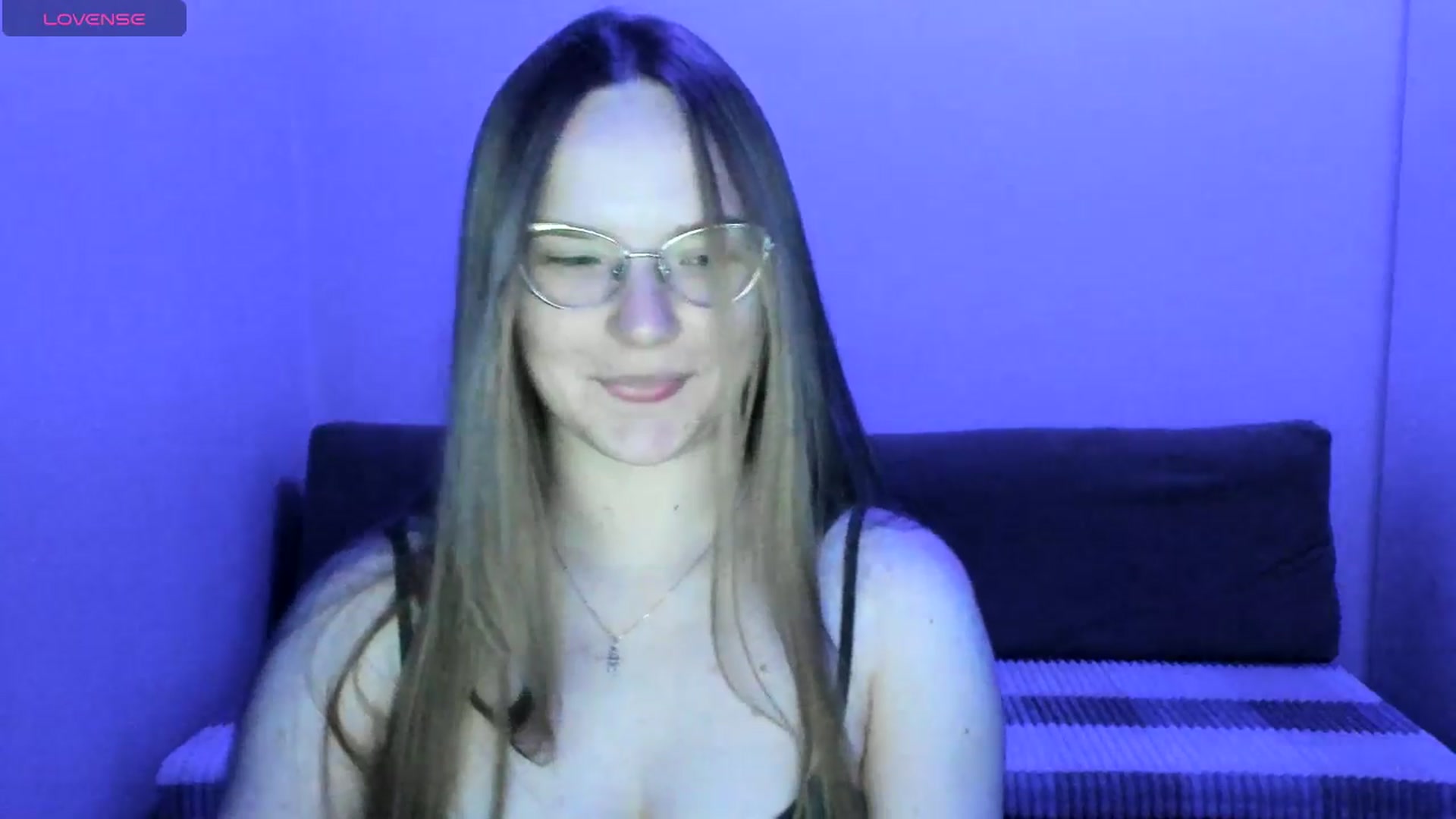 Gallery image thumbnail from Shy_Melany's myfreecams stream on, 07/11/2025, 19:42 image 13 of 20