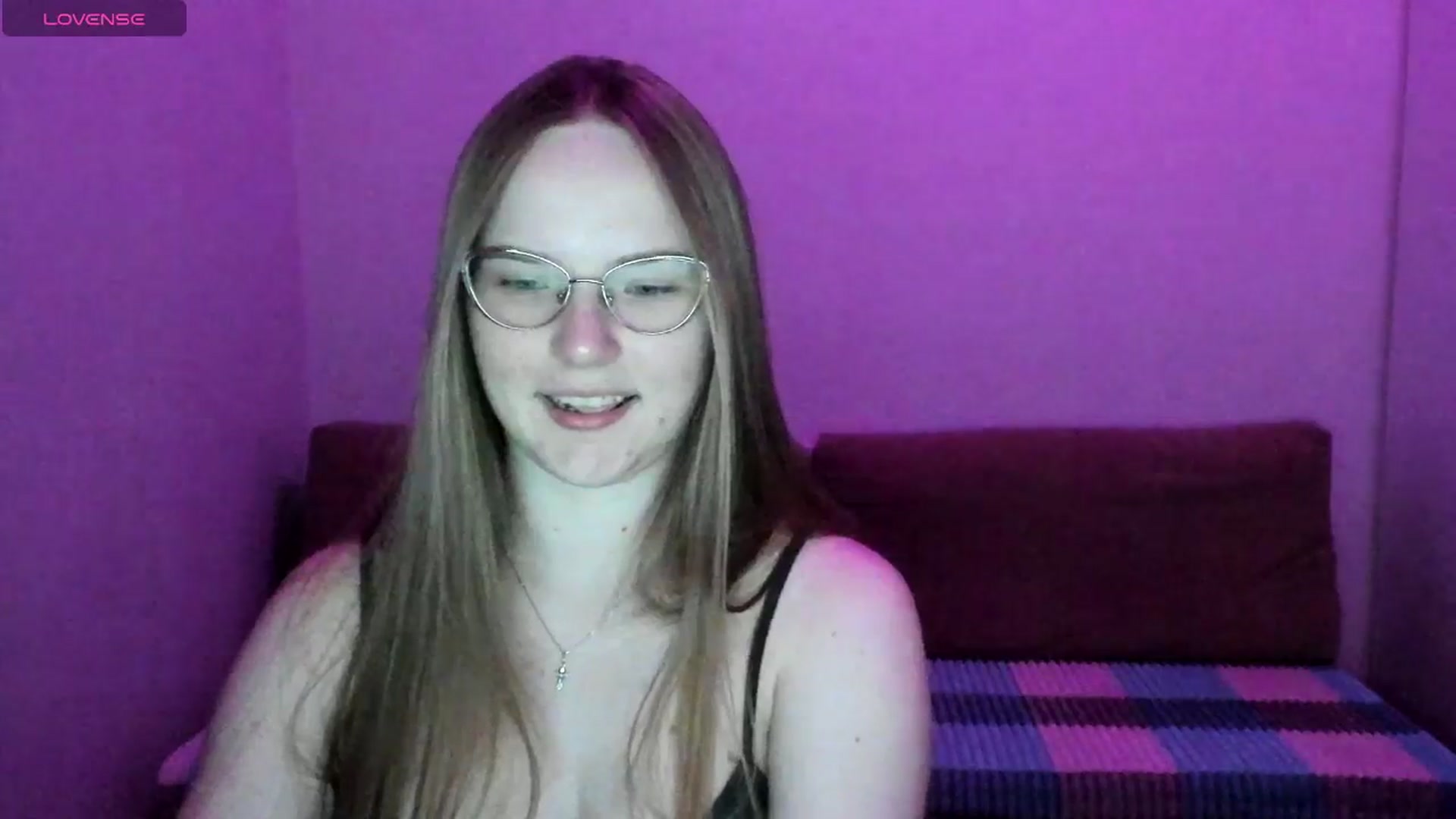 Gallery image thumbnail from Shy_Melany's myfreecams stream on, 07/11/2025, 19:42 image 17 of 20