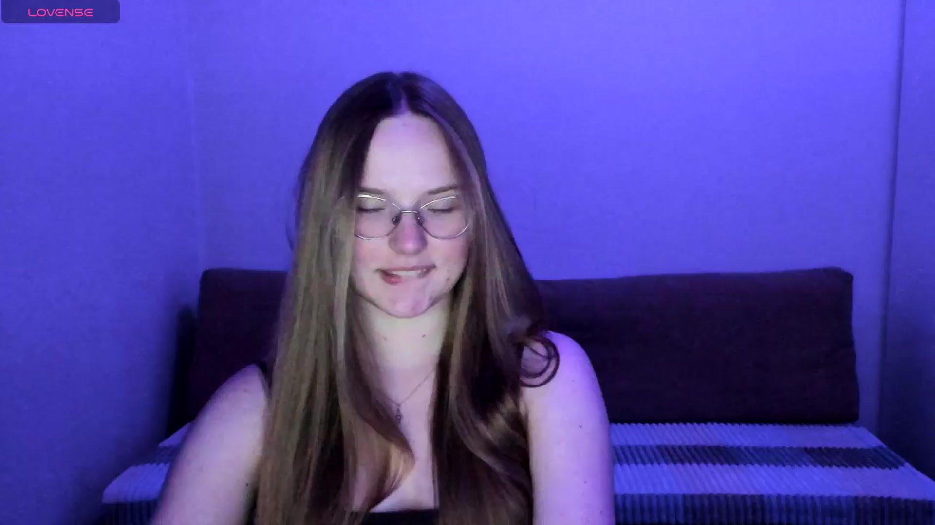 Gallery image thumbnail from Shy_Melany's myfreecams stream on, 07/11/2025, 23:19 image 2 of 20