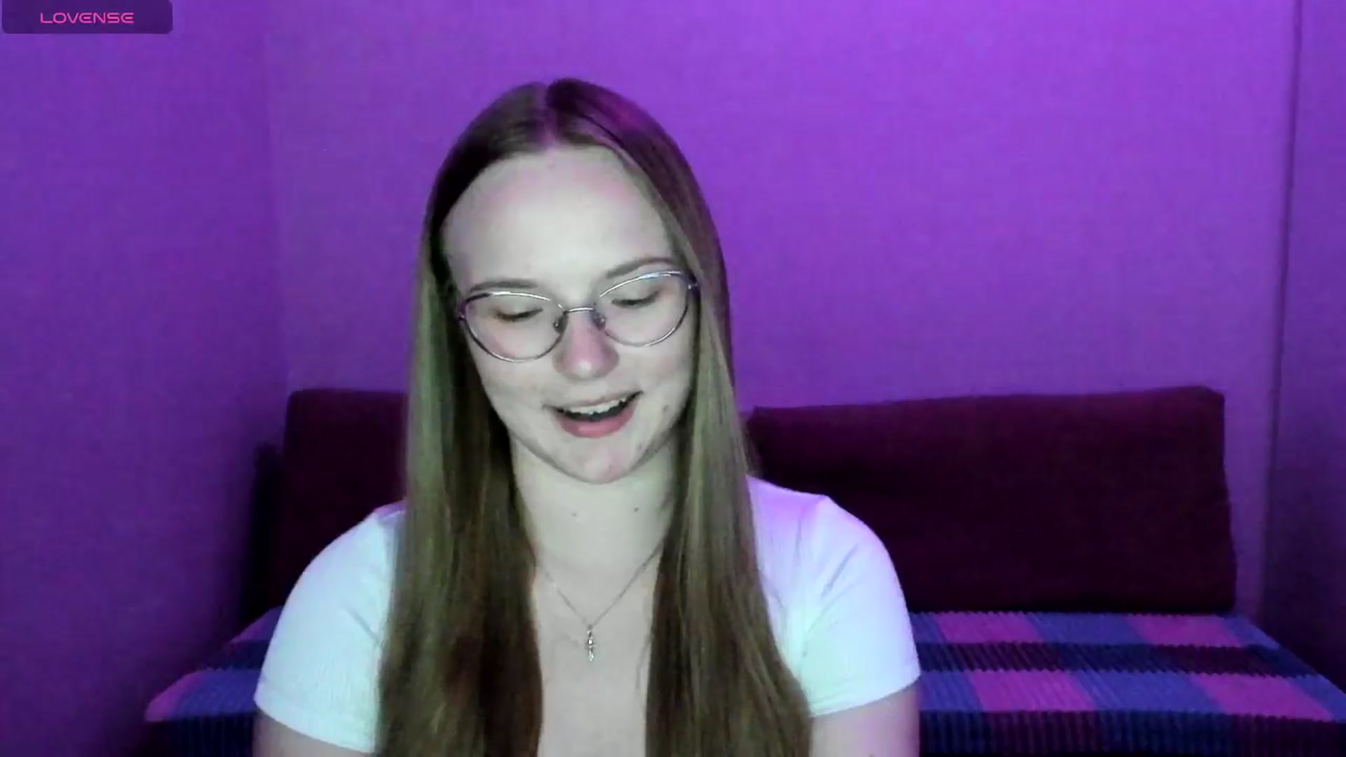 Gallery image thumbnail from Shy_Melany's myfreecams stream on, 07/12/2025, 20:04 image 6 of 20