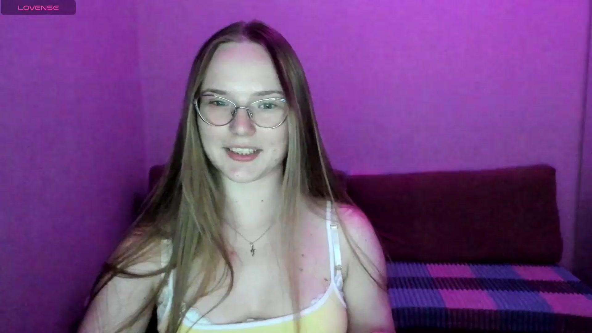 Gallery image thumbnail from Shy_Melany's myfreecams stream on, 07/29/2025, 18:30 image 16 of 20