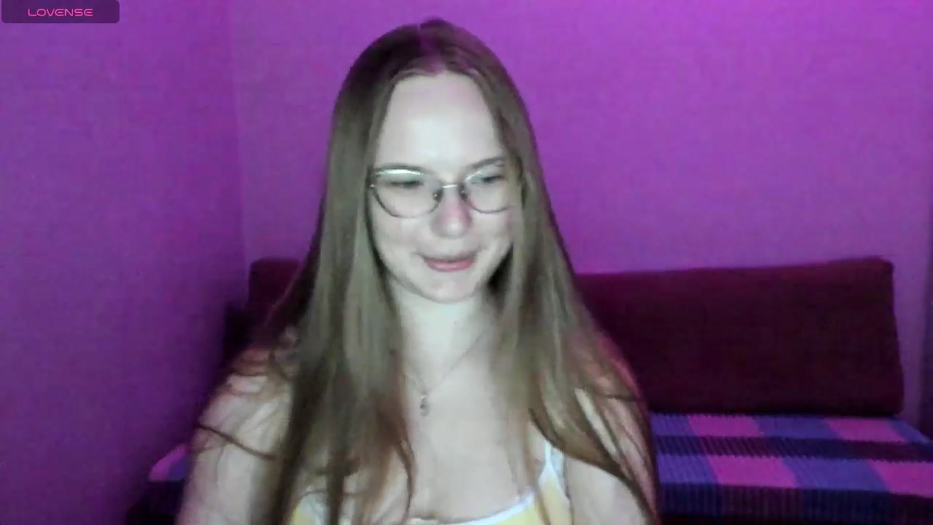 Gallery image thumbnail from Shy_Melany's myfreecams stream on, 07/29/2025, 18:30 image 18 of 20
