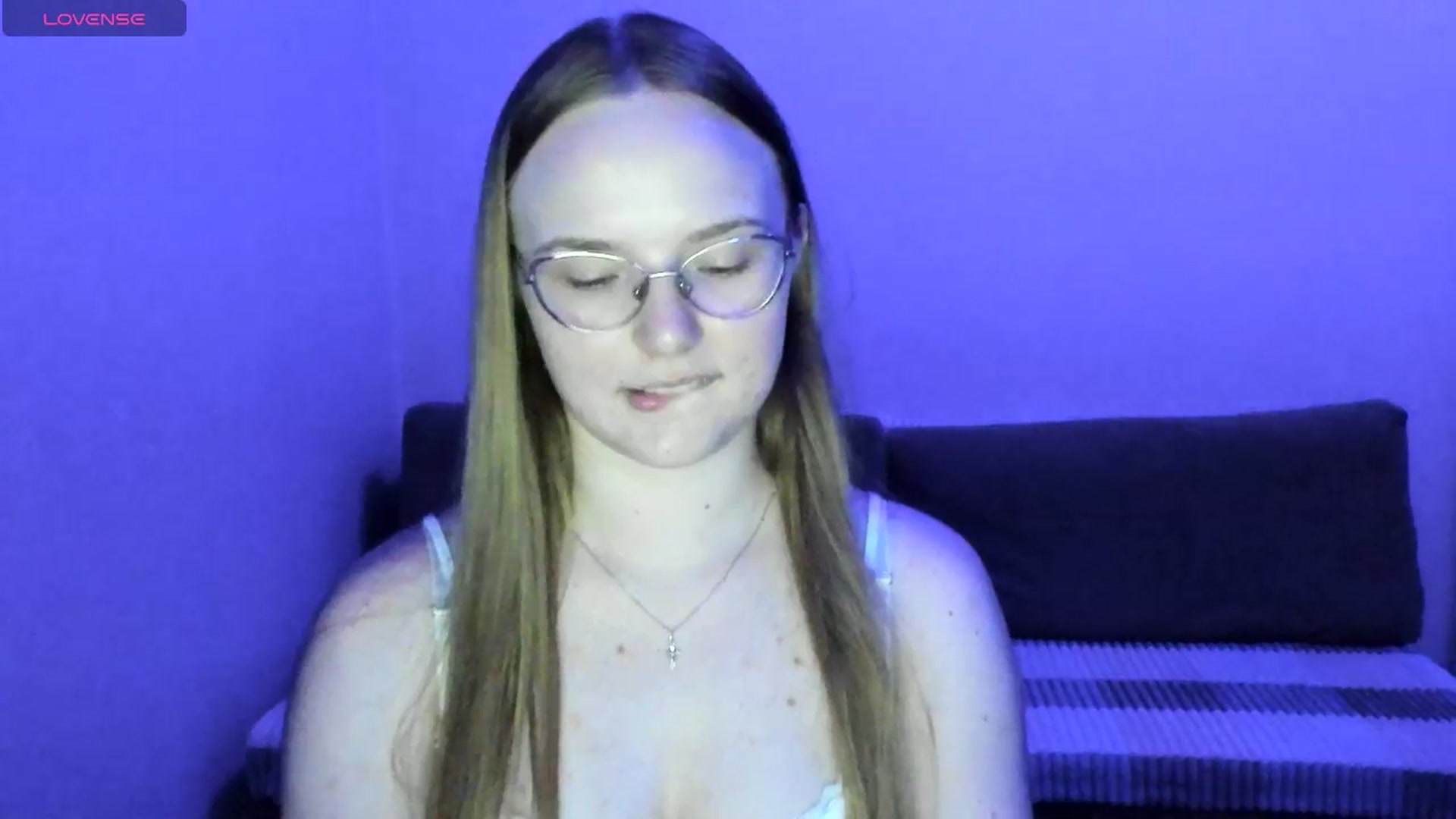 Gallery image thumbnail from Shy_Melany's myfreecams stream on, 07/29/2025, 19:09 image 17 of 20