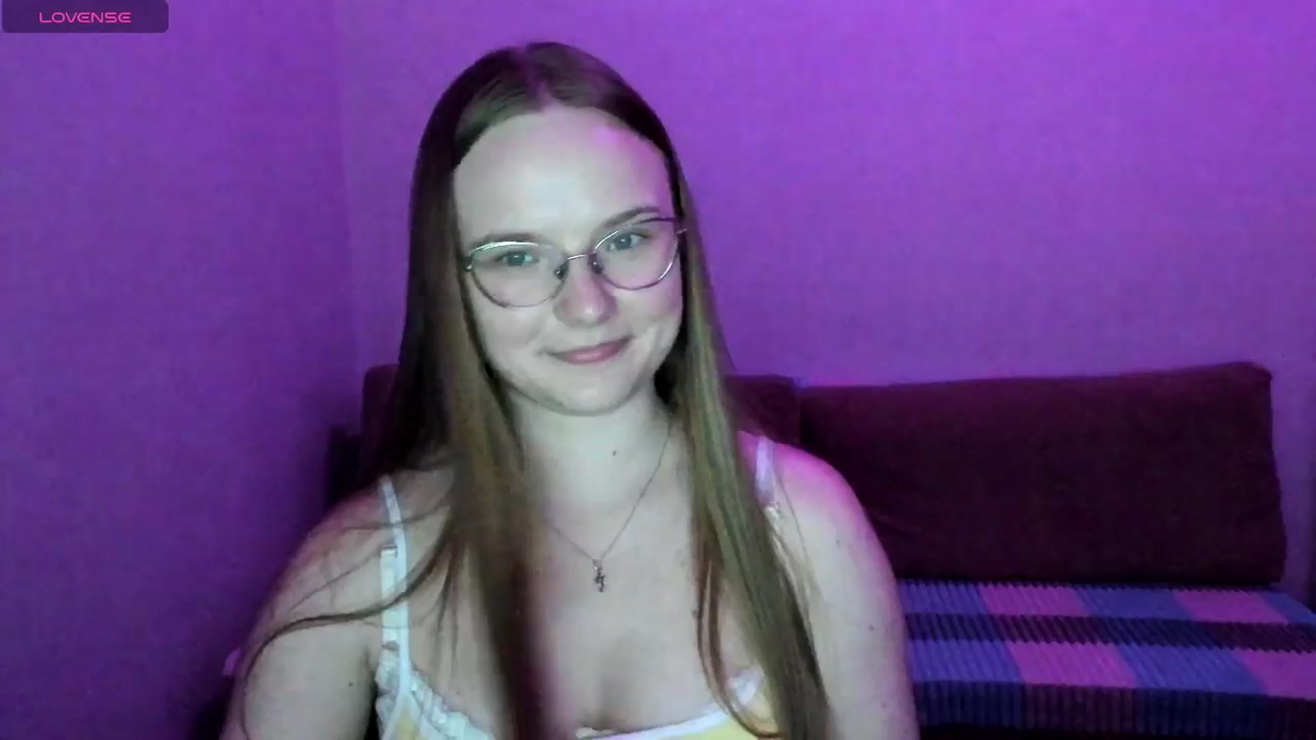 Gallery image thumbnail from Shy_Melany's myfreecams stream on, 07/29/2025, 19:09 image 13 of 20