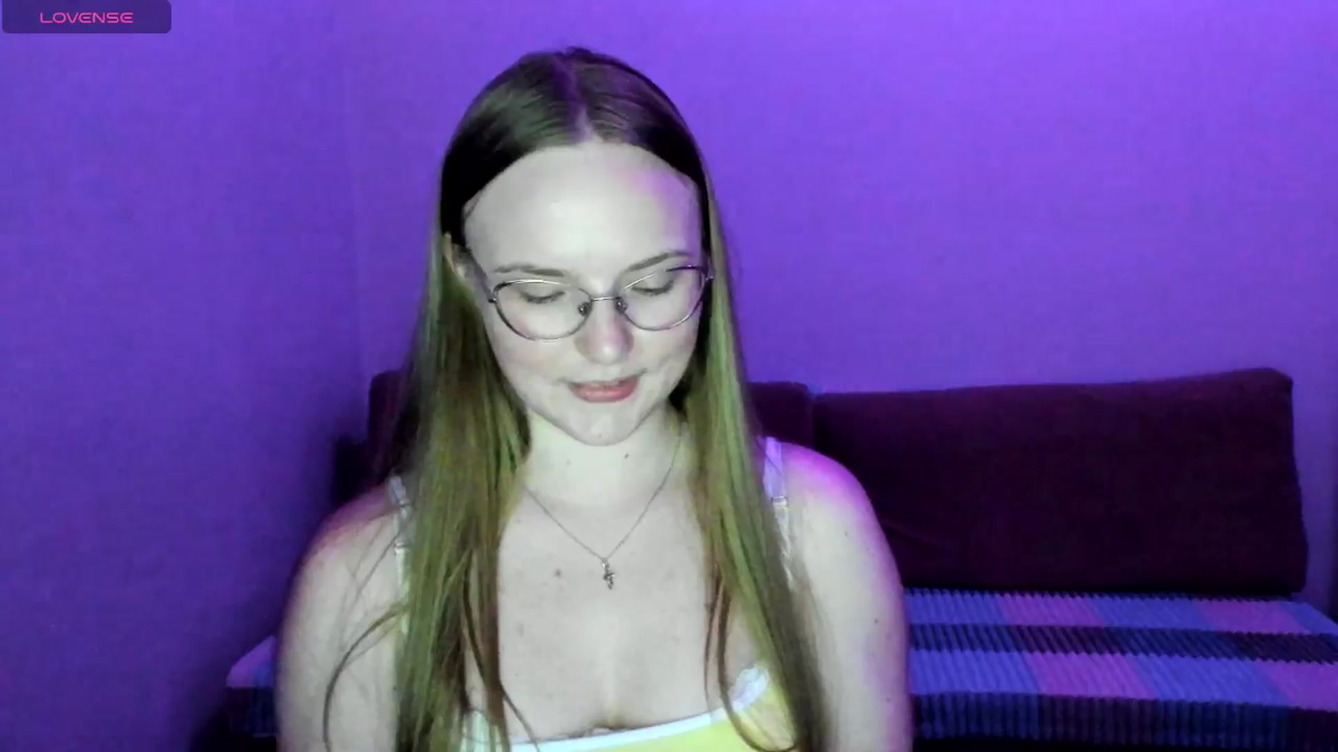 Gallery image thumbnail from Shy_Melany's myfreecams stream on, 07/29/2025, 19:09 image 15 of 20