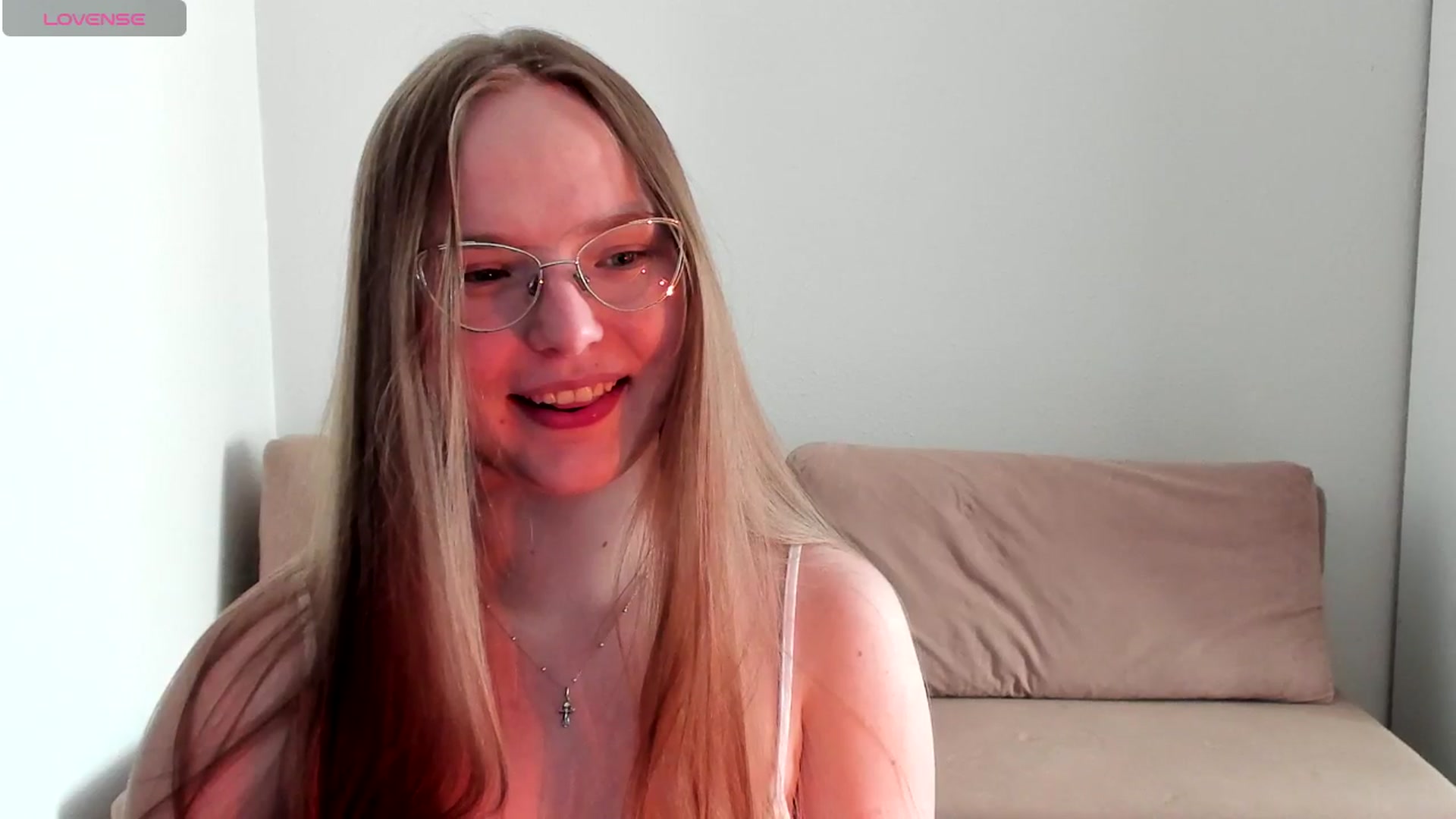 Gallery image thumbnail from Shy_Melany's myfreecams stream on, 08/07/2025, 12:40 image 17 of 20