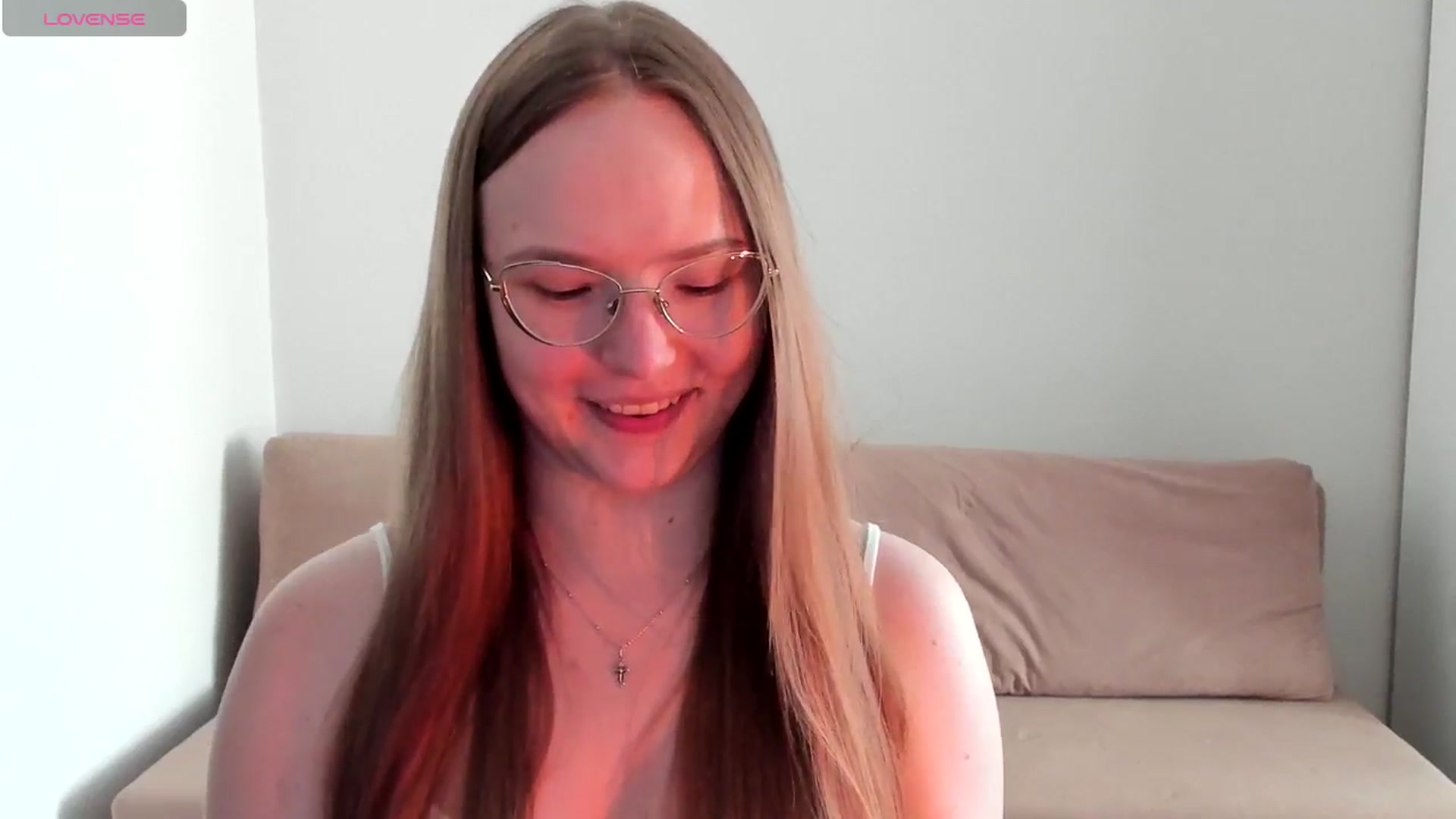 Gallery image thumbnail from Shy_Melany's myfreecams stream on, 08/07/2025, 12:40 image 6 of 20