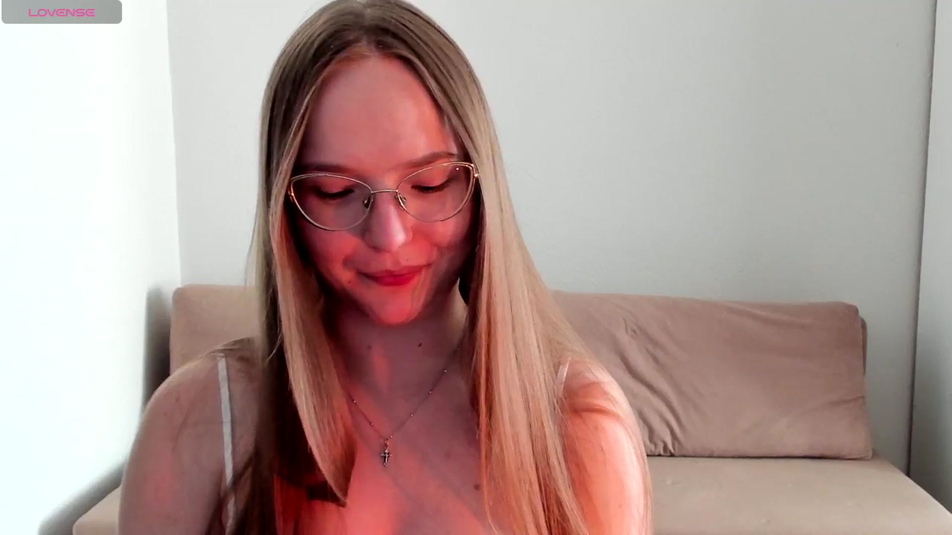 Gallery image thumbnail from Shy_Melany's myfreecams stream on, 08/07/2025, 12:40 image 15 of 20