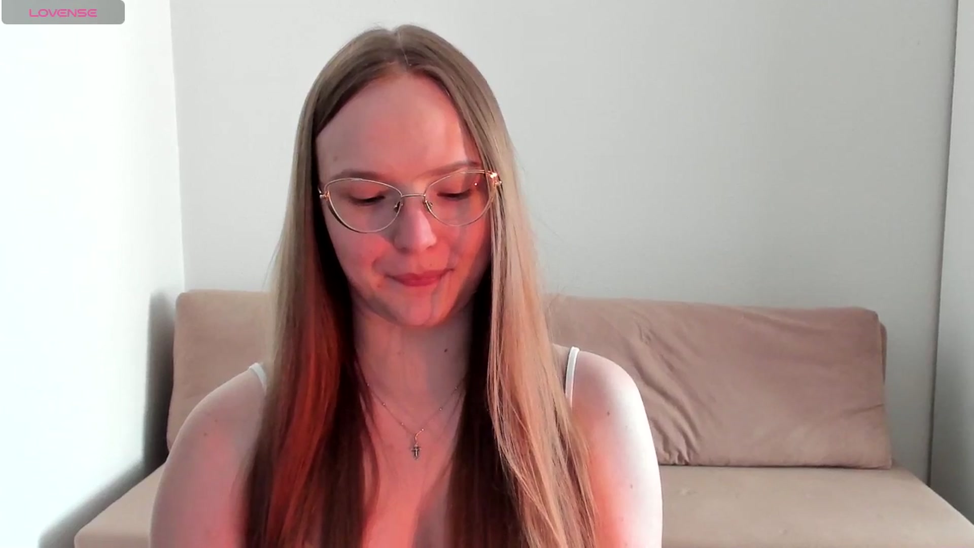Gallery image thumbnail from Shy_Melany's myfreecams stream on, 08/07/2025, 12:40 image 8 of 20