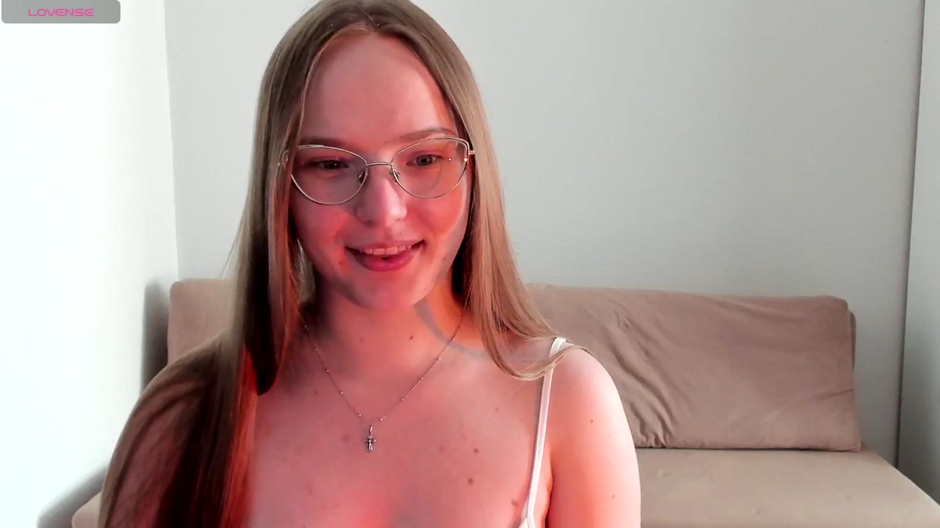 Gallery image thumbnail from Shy_Melany's myfreecams stream on, 08/07/2025, 12:40 image 9 of 20