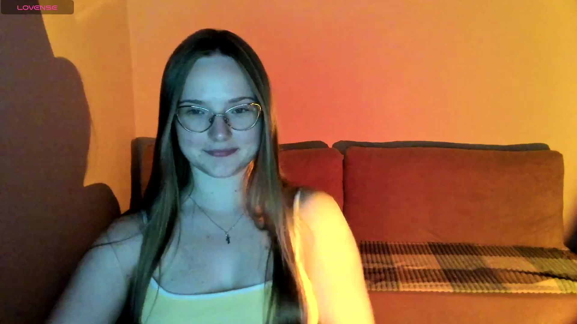 Gallery image thumbnail from Shy_Melany's myfreecams stream on, 08/12/2025, 24:03 image 17 of 20