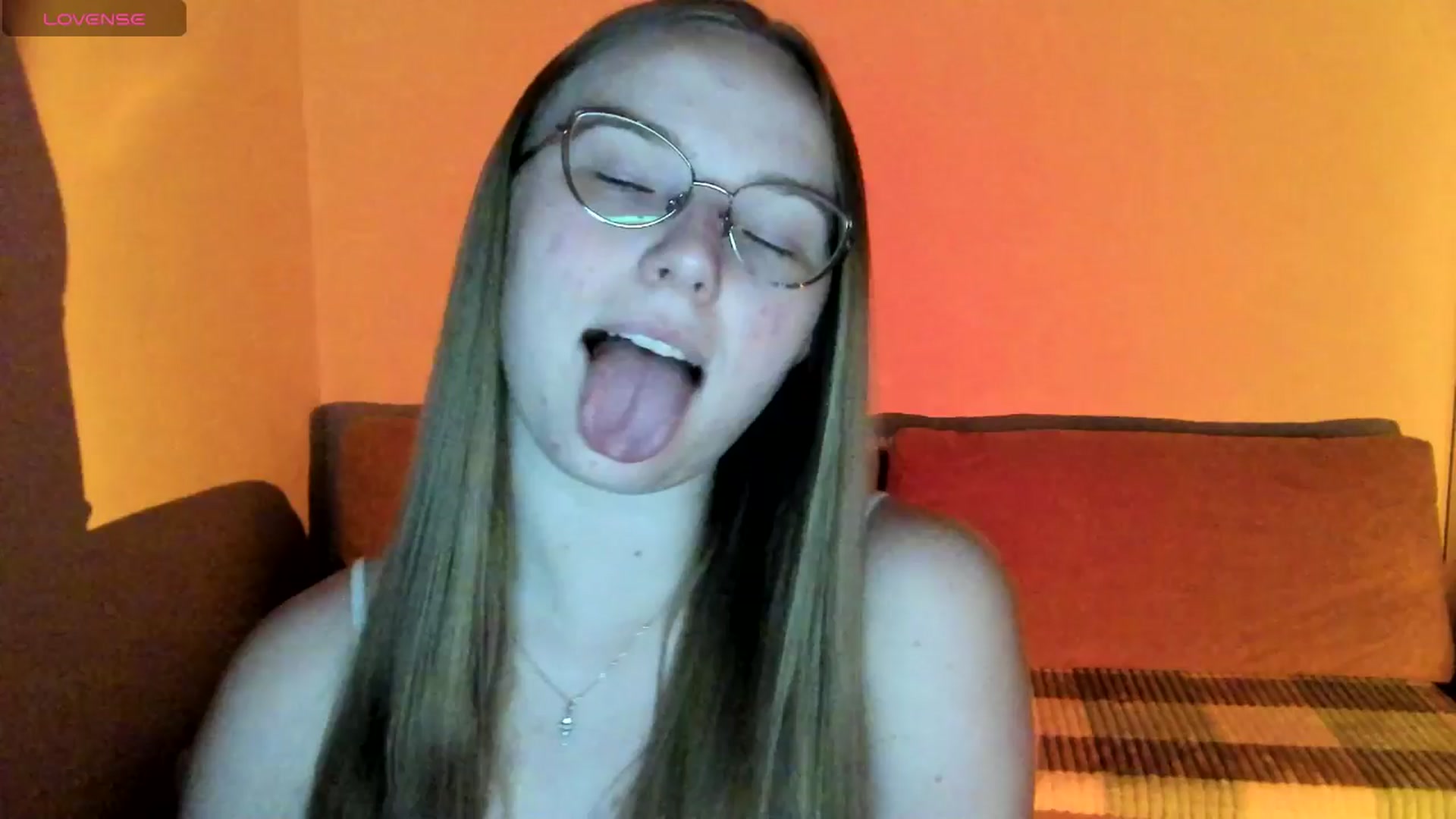 Gallery image thumbnail from Shy_Melany's myfreecams stream on, 08/28/2025, 19:04 image 14 of 20