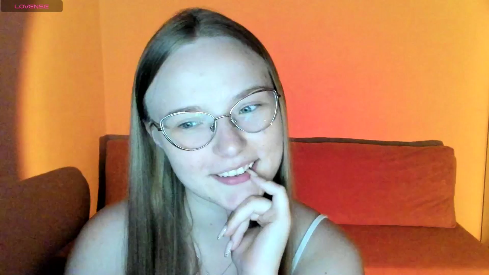Gallery image thumbnail from Shy_Melany's myfreecams stream on, 08/31/2025, 16:59 image 11 of 20