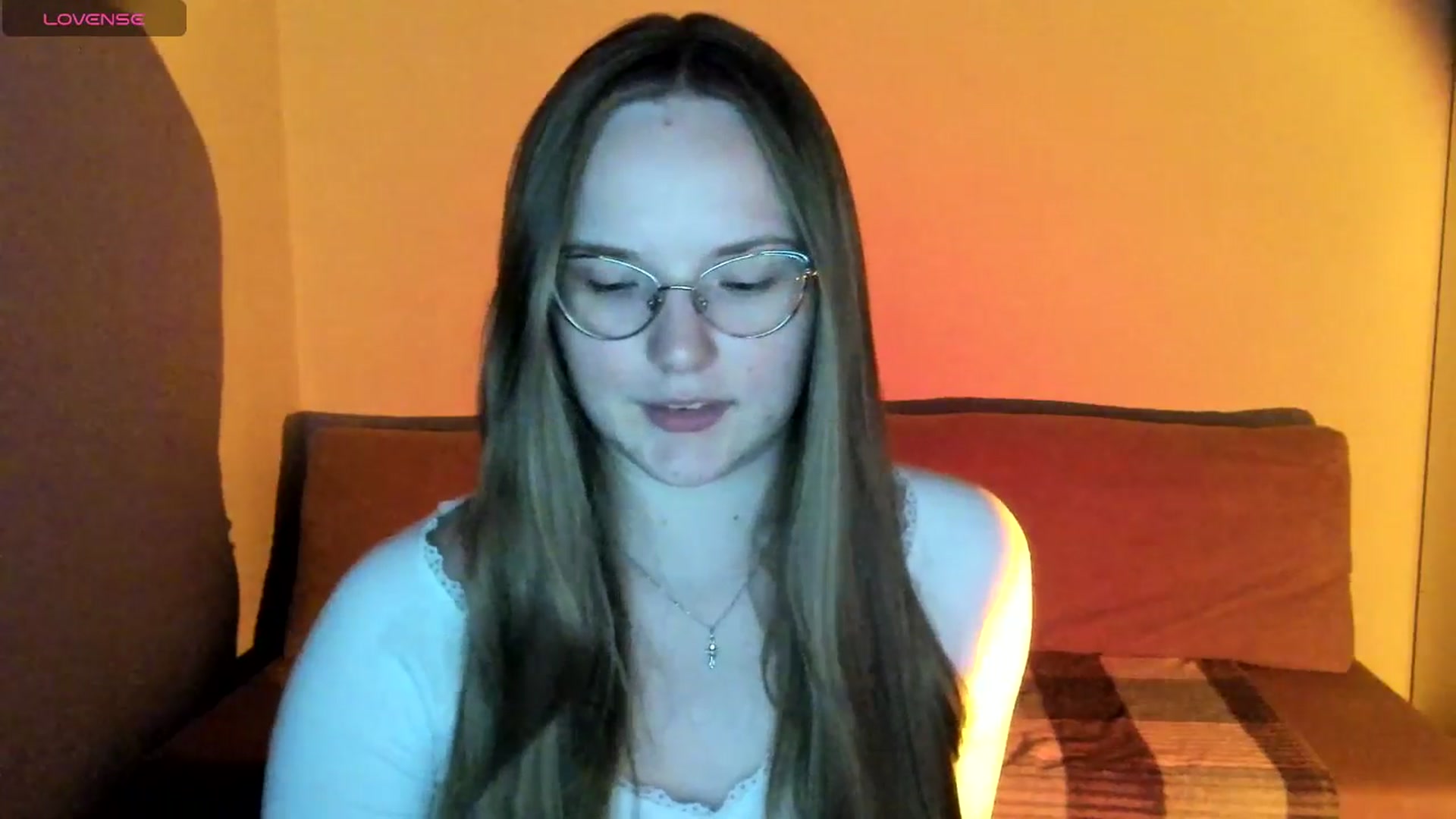 Gallery image thumbnail from Shy_Melany's myfreecams stream on, 09/10/2025, 19:59 image 5 of 20