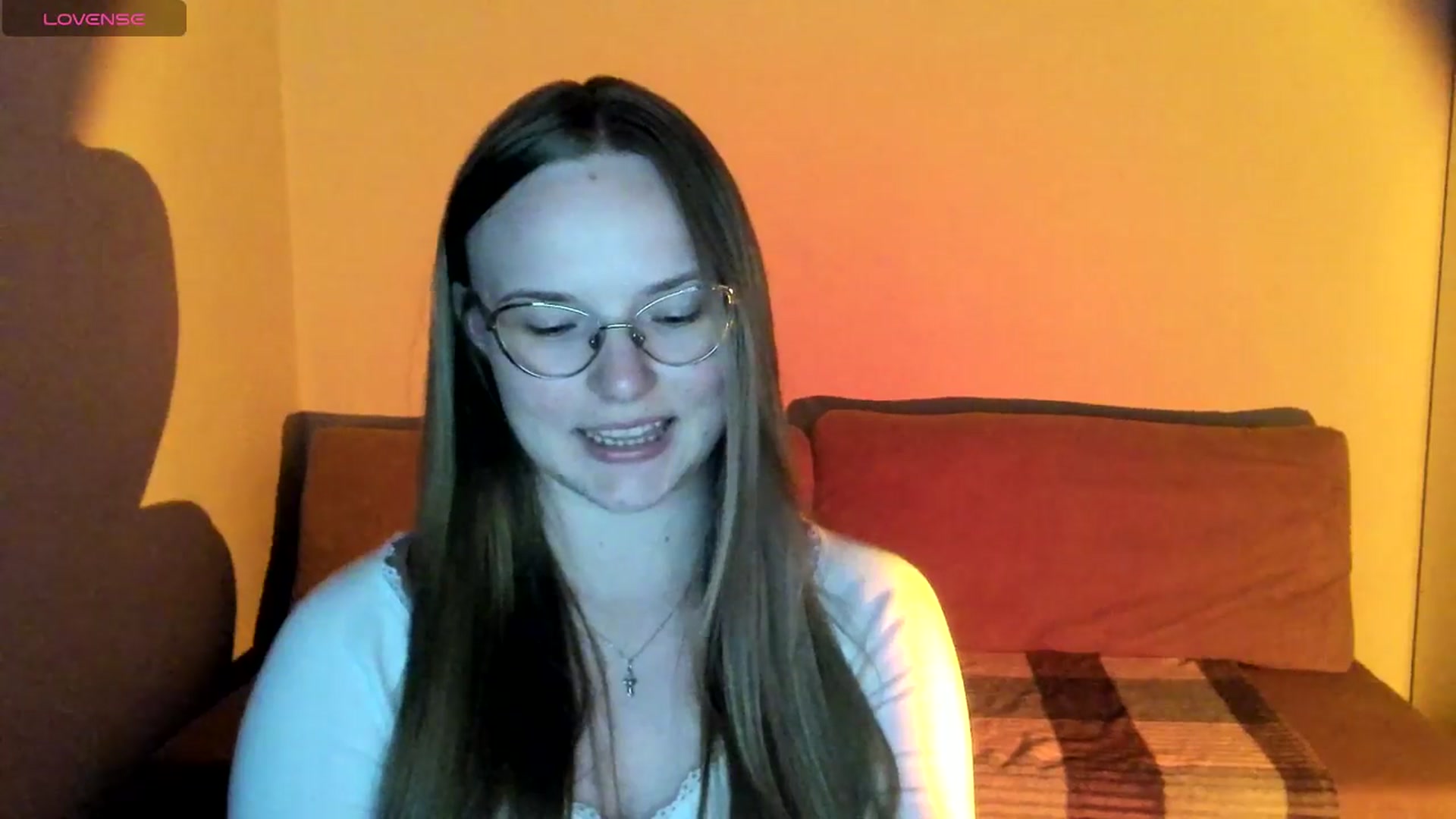 Gallery image thumbnail from Shy_Melany's myfreecams stream on, 09/10/2025, 19:59 image 15 of 20