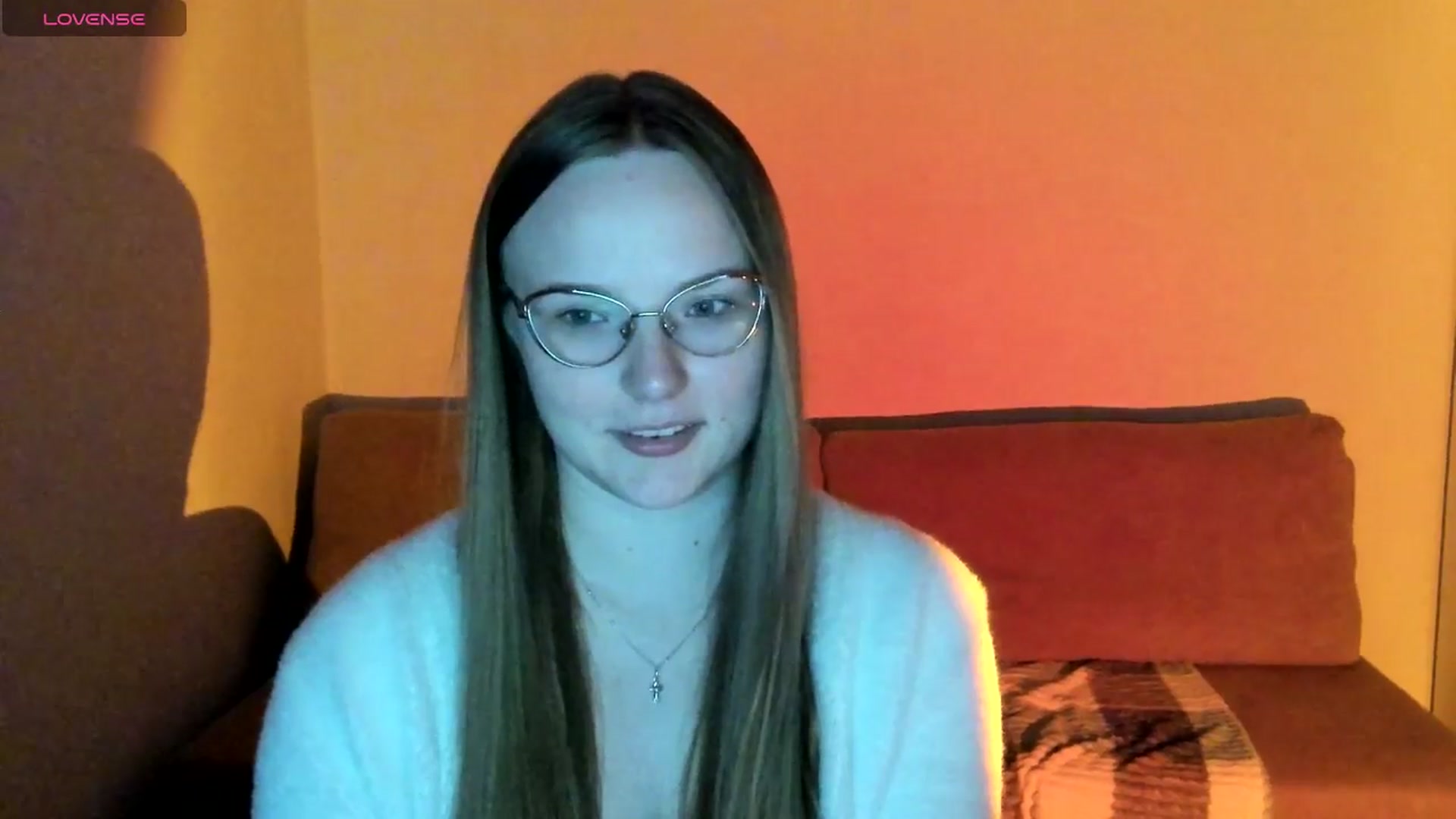 Gallery image thumbnail from Shy_Melany's myfreecams stream on, 10/06/2025, 22:39 image 15 of 20