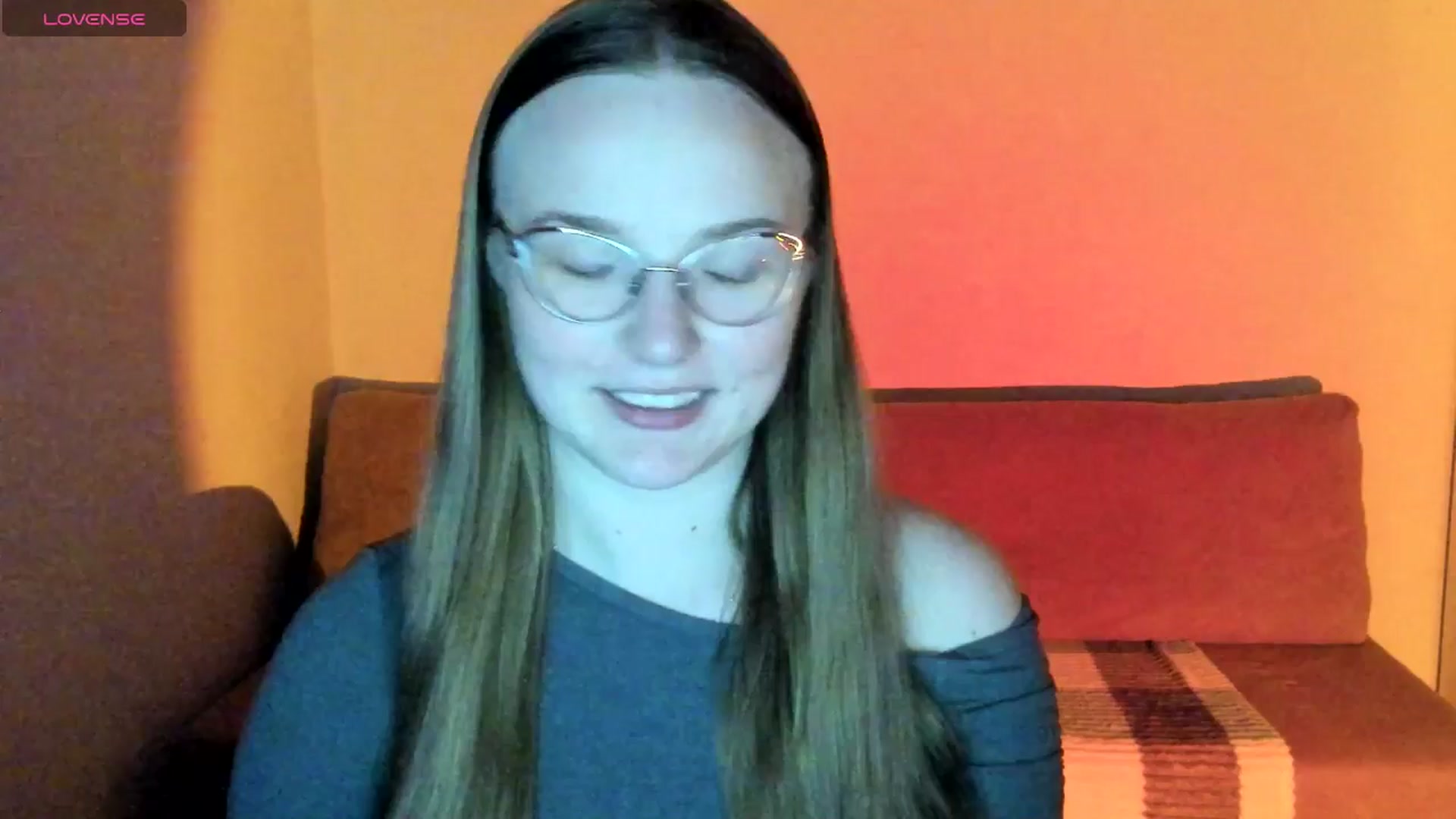 Gallery image thumbnail from Shy_Melany's myfreecams stream on, 10/08/2025, 19:06 image 7 of 20