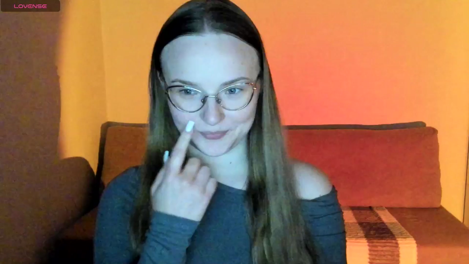 Gallery image thumbnail from Shy_Melany's myfreecams stream on, 10/08/2025, 19:06 image 13 of 20